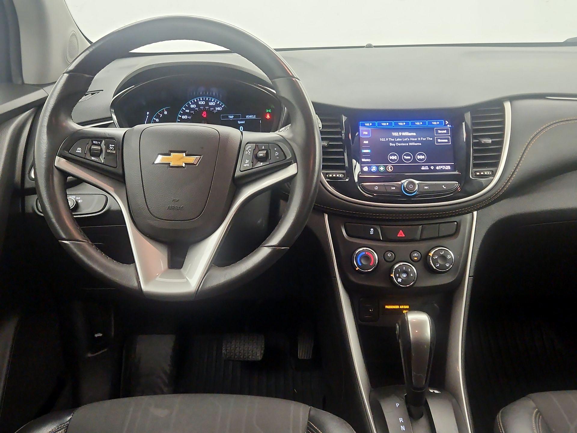 Thumbnail: 2021 Chevrolet Trax - 10