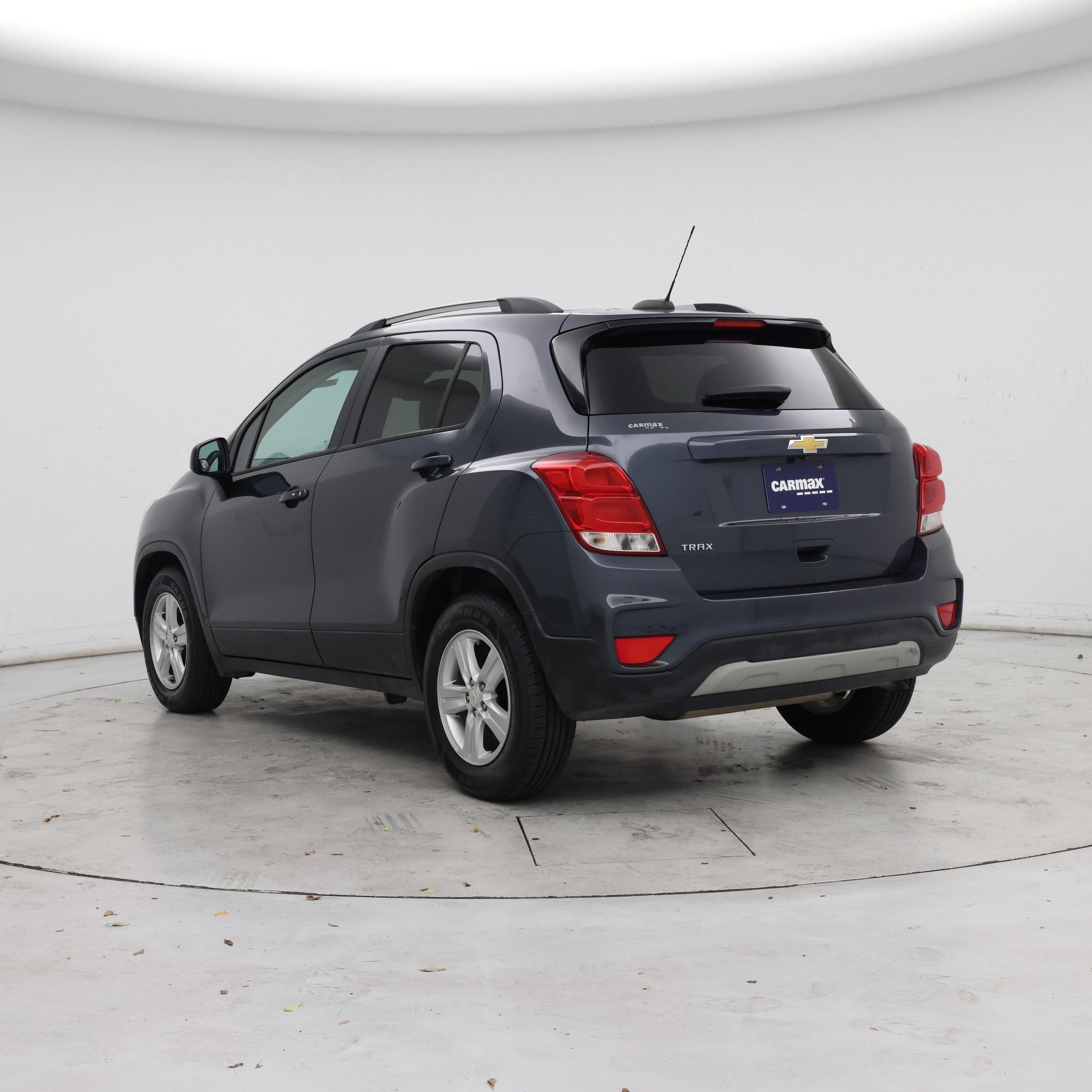 Thumbnail: 2021 Chevrolet Trax - 2