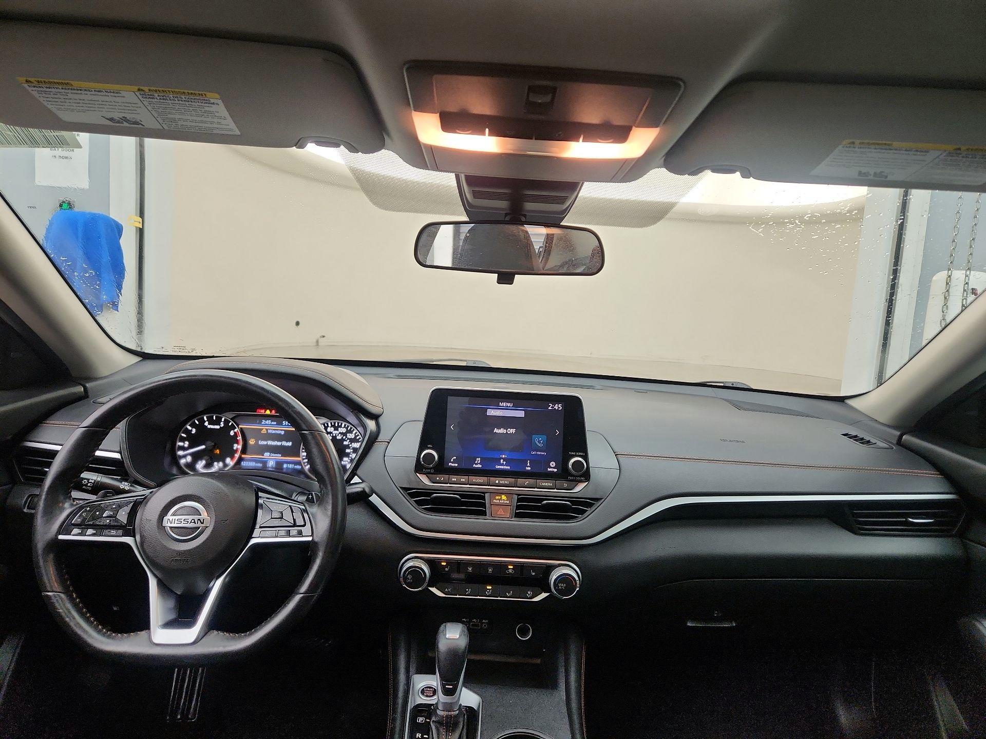 Thumbnail: 2020 Nissan Altima - 9