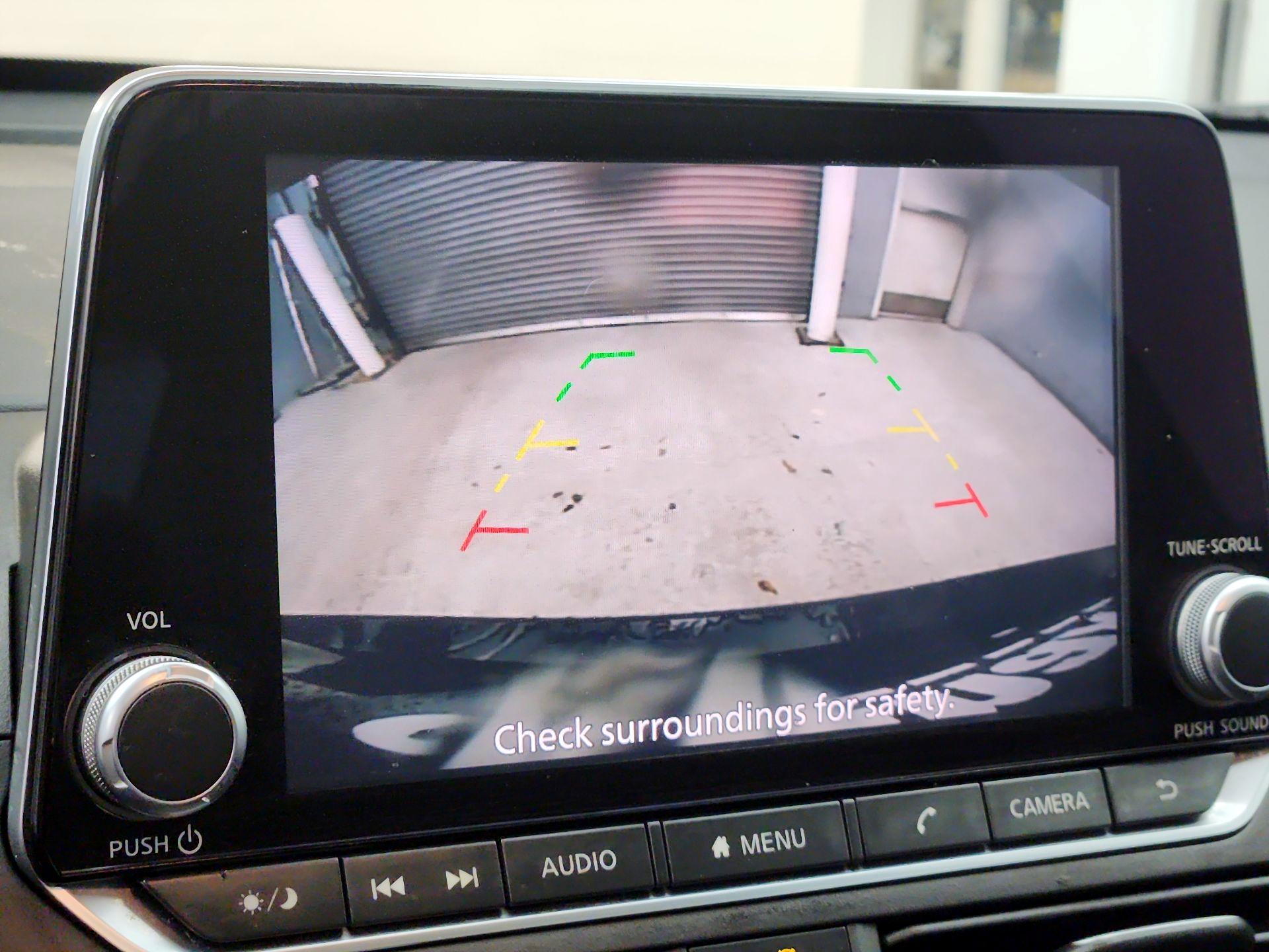 Thumbnail: 2020 Nissan Altima - 14