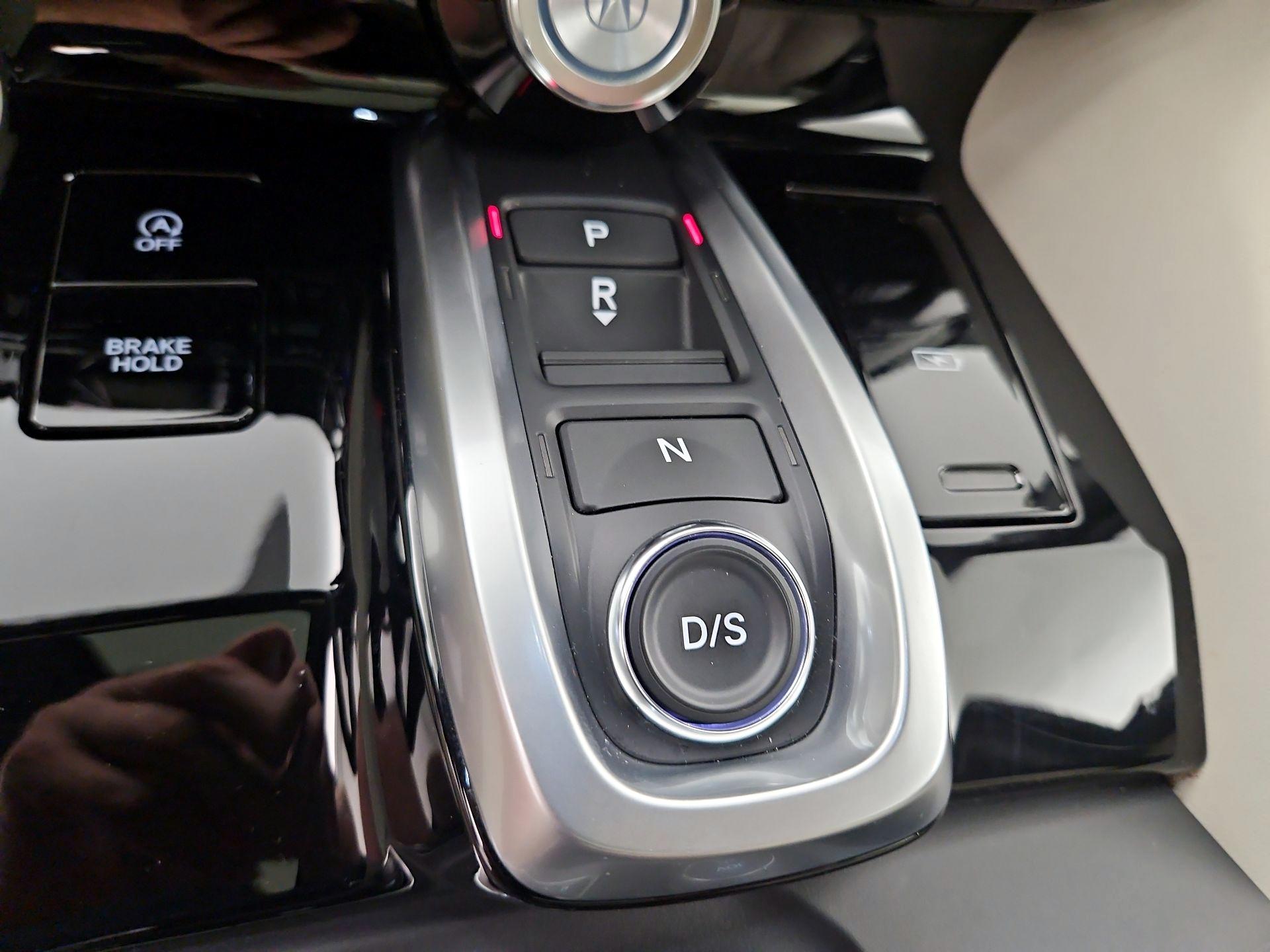 Thumbnail: 2023 Acura MDX - 18