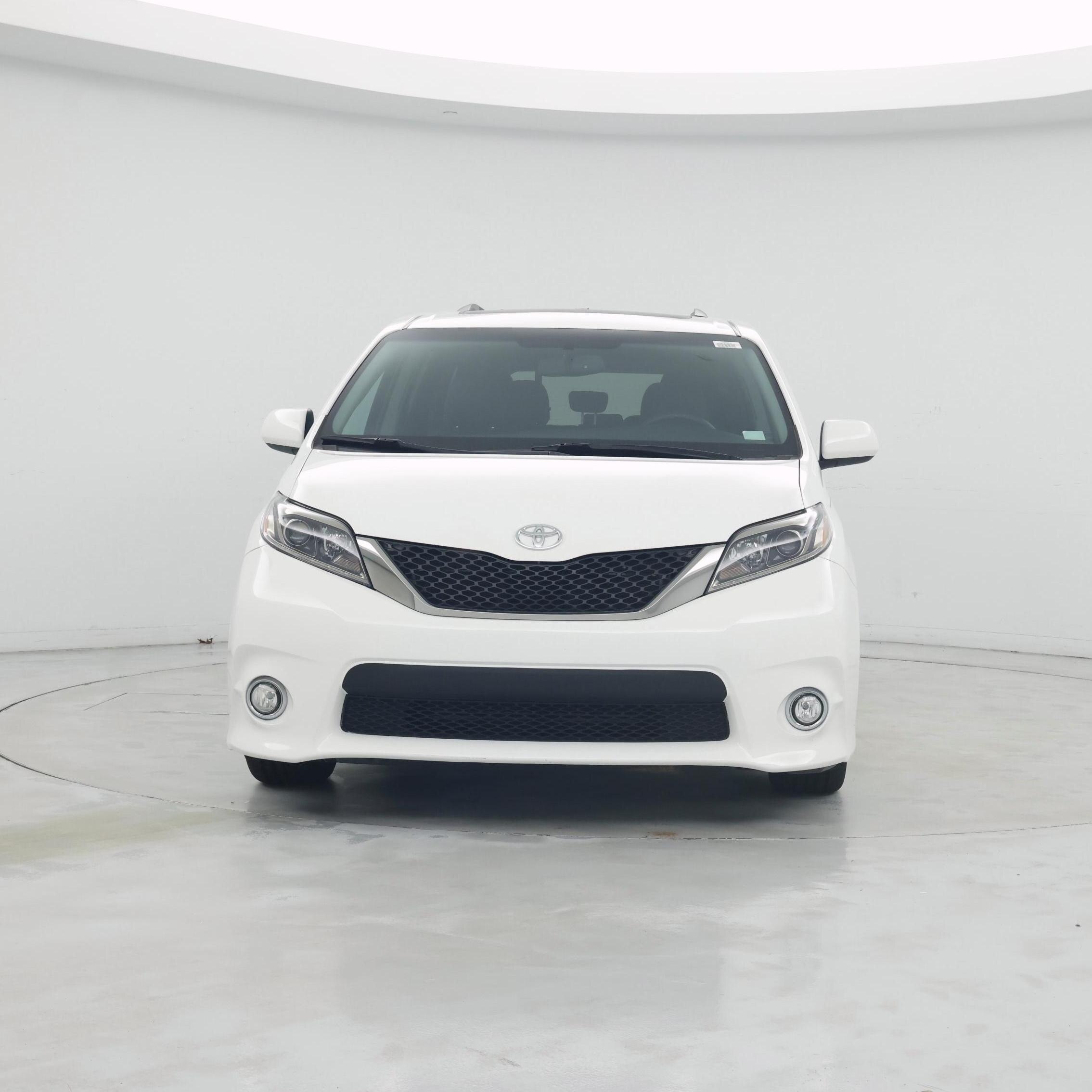 Thumbnail: 2017 Toyota Sienna - 5