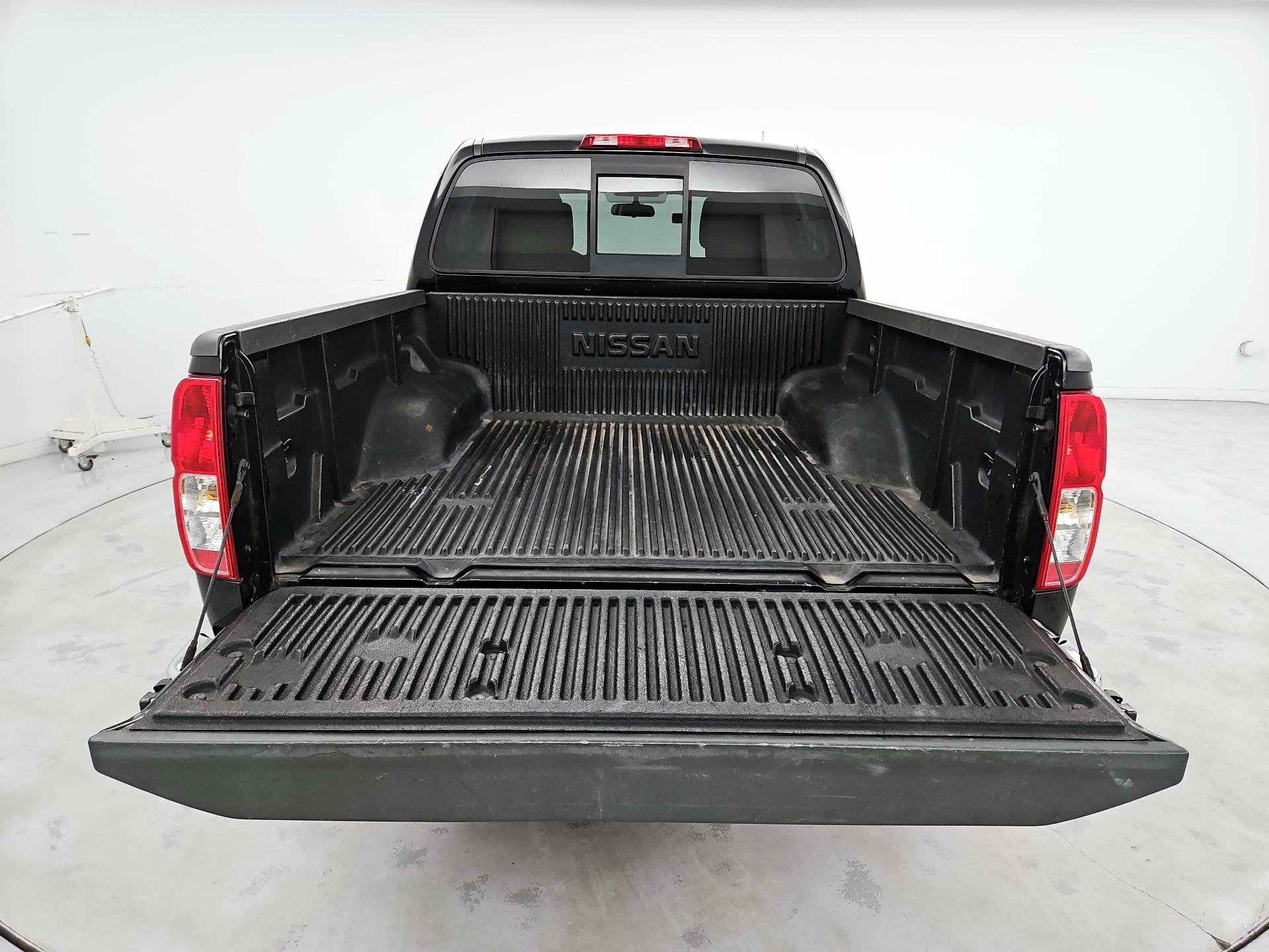 Thumbnail: 2016 Nissan Frontier - 18