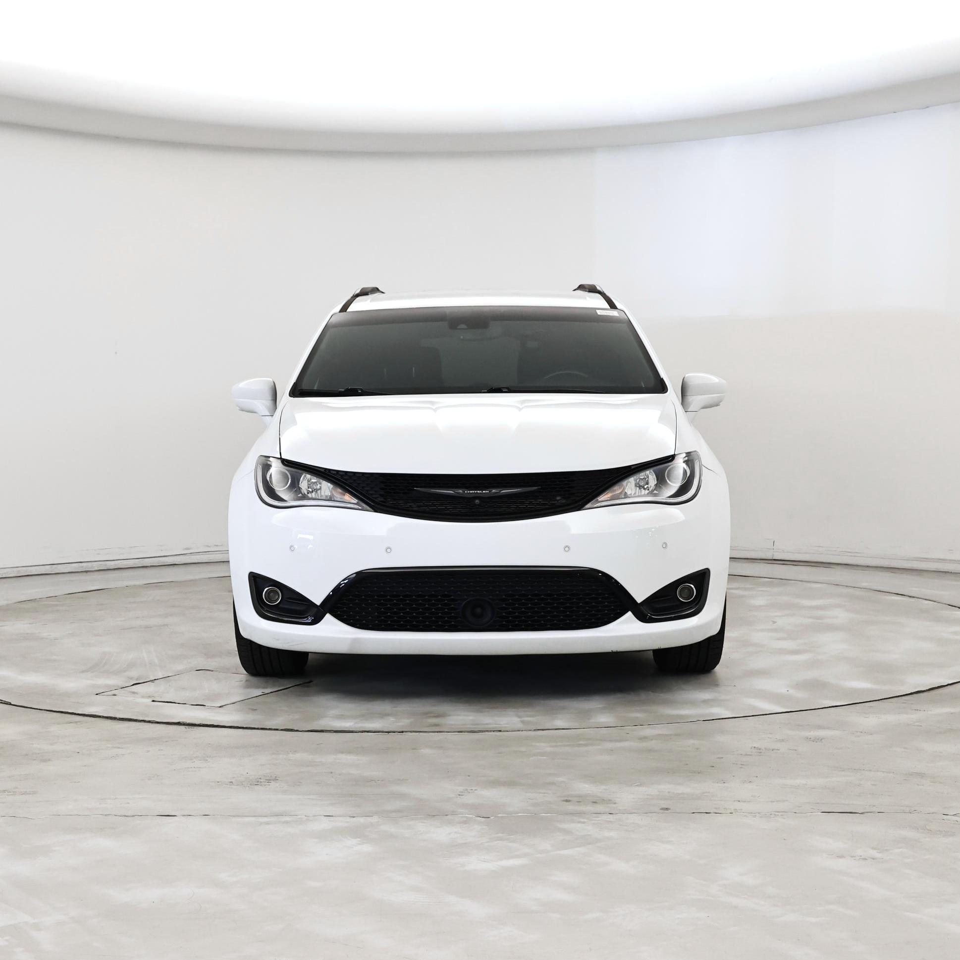 Thumbnail: 2020 Chrysler Pacifica - 5