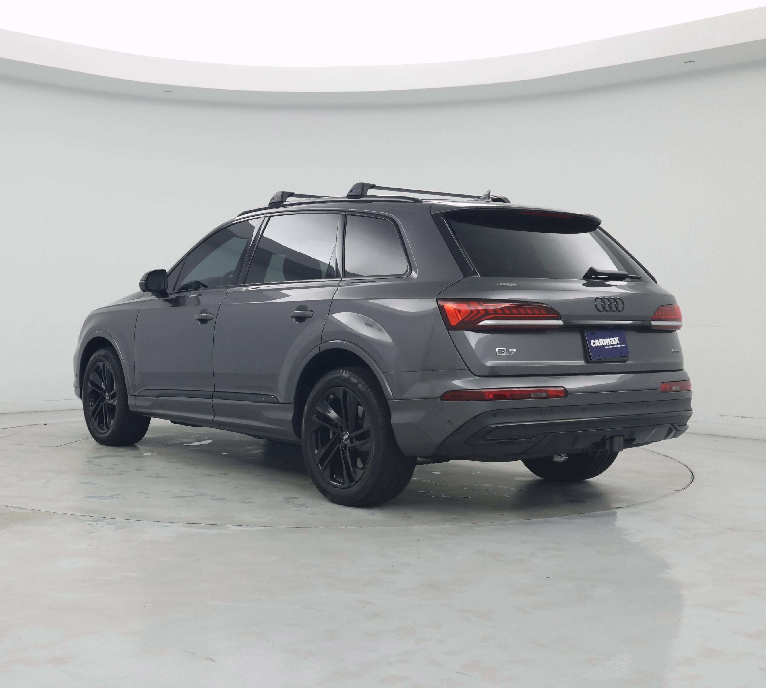 Thumbnail: 2023 Audi Q7 - 2