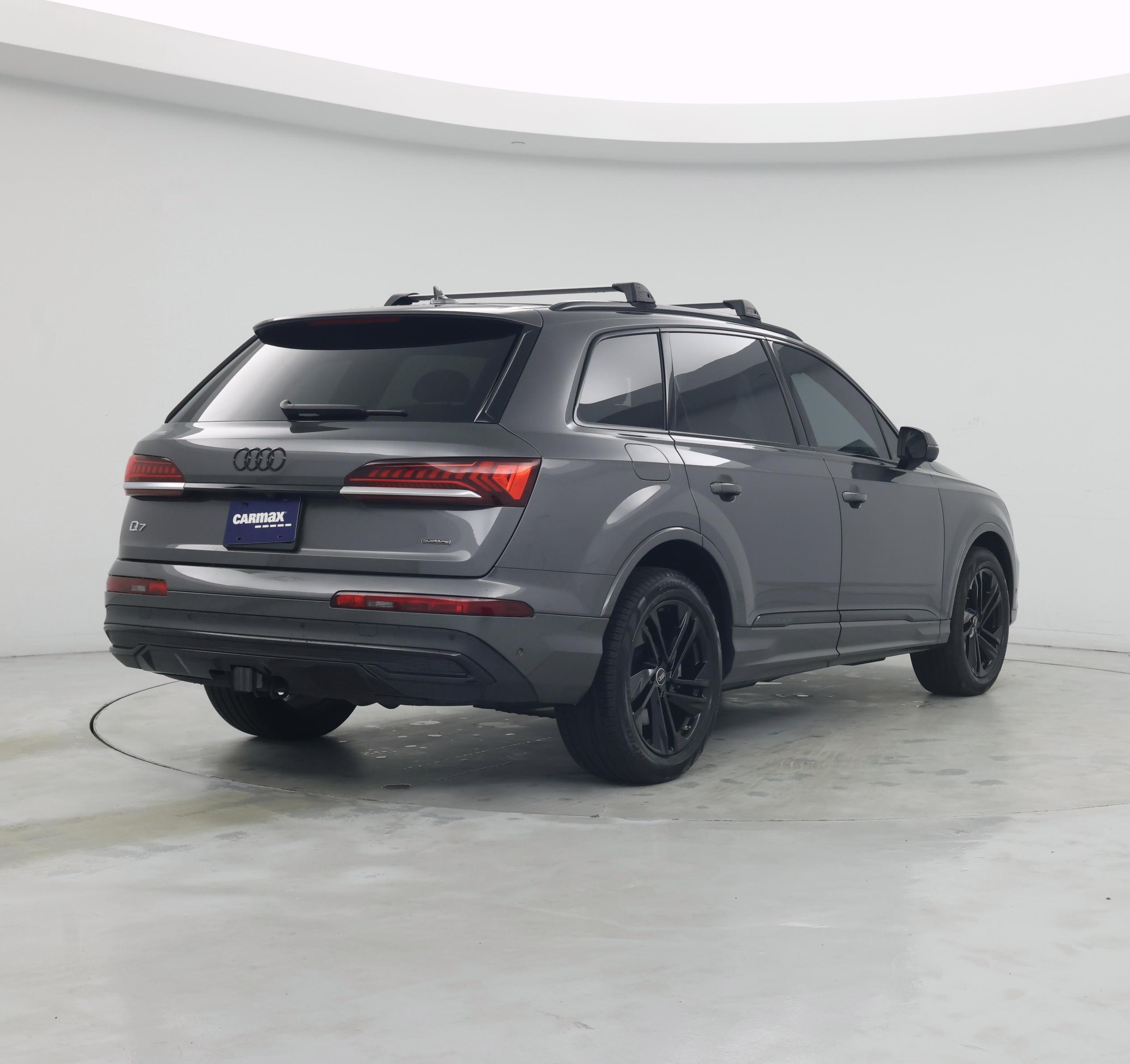Thumbnail: 2023 Audi Q7 - 8