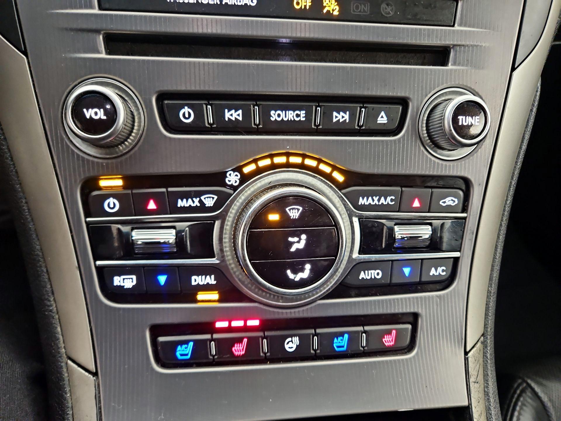 Thumbnail: 2017 Lincoln MKZ - 17