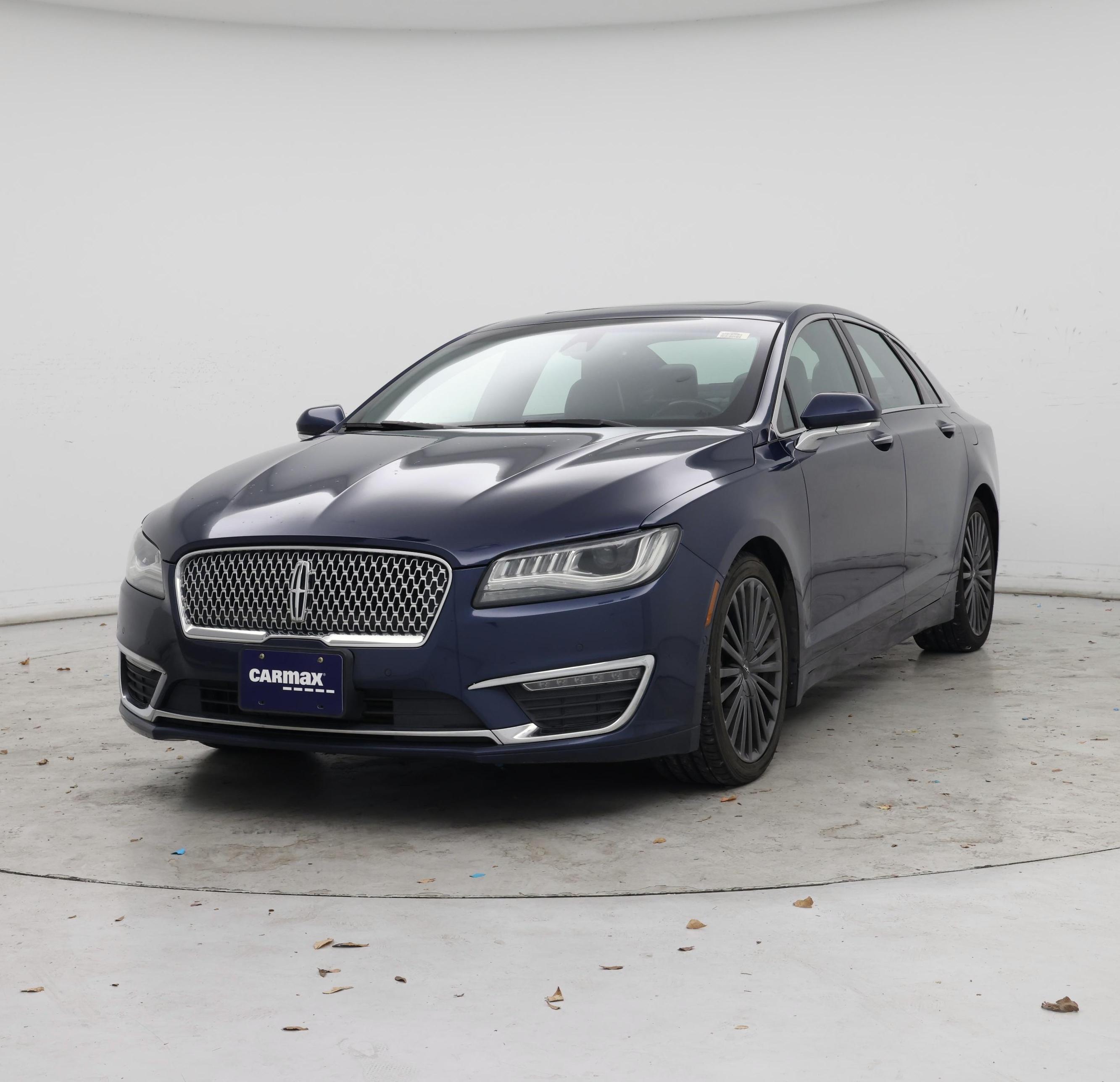 Thumbnail: 2017 Lincoln MKZ - 4