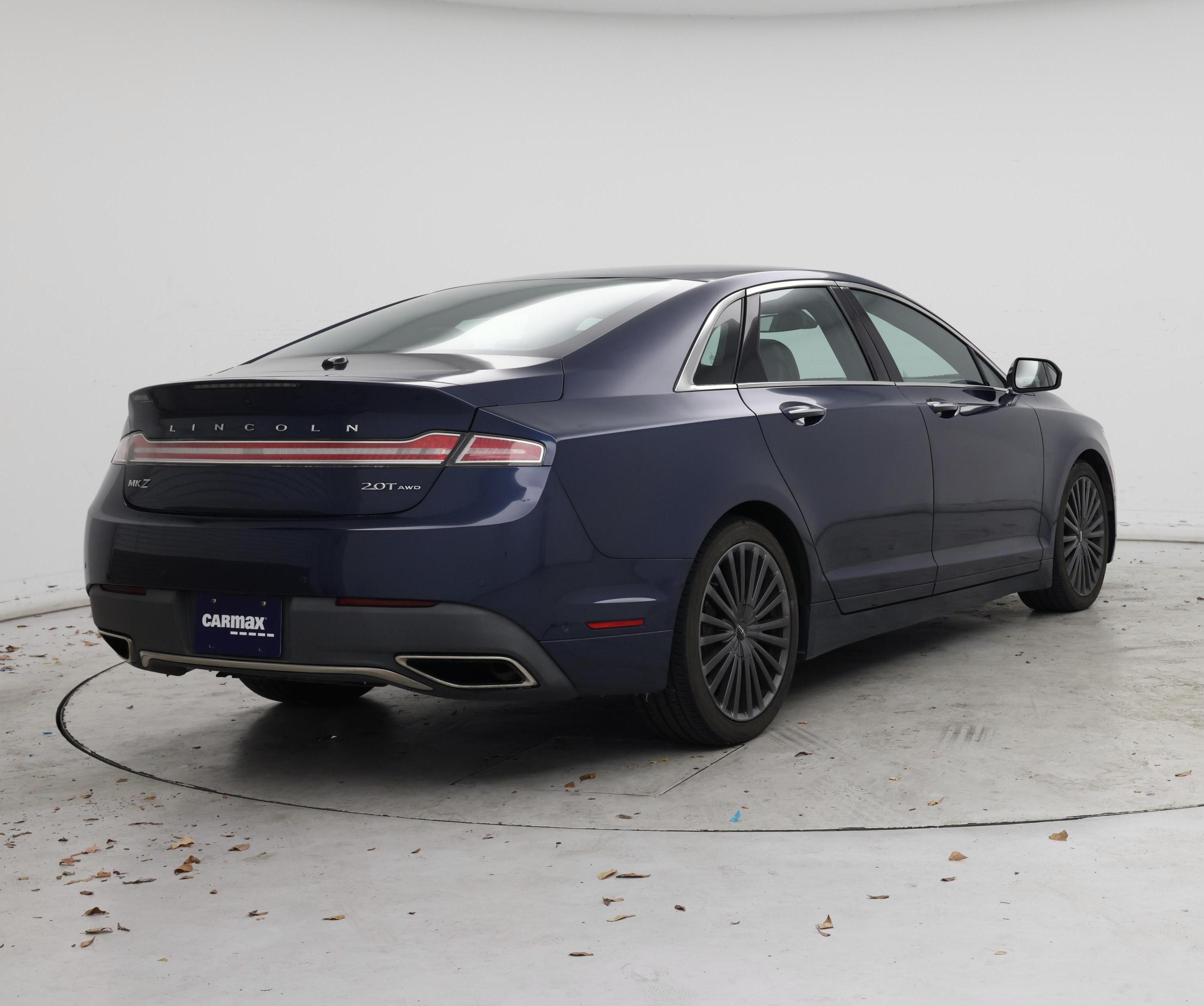Thumbnail: 2017 Lincoln MKZ - 8