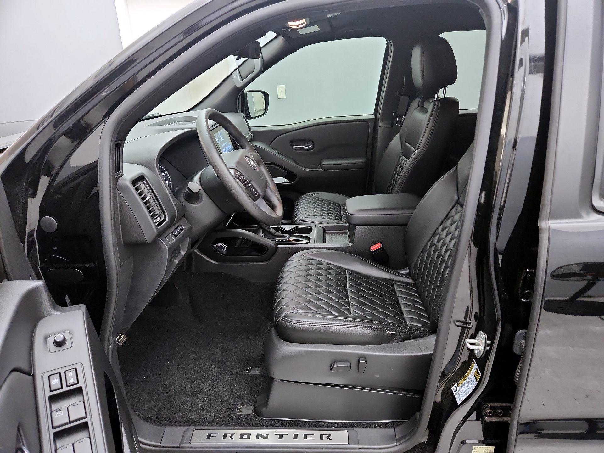 Thumbnail: 2023 Nissan Frontier - 11