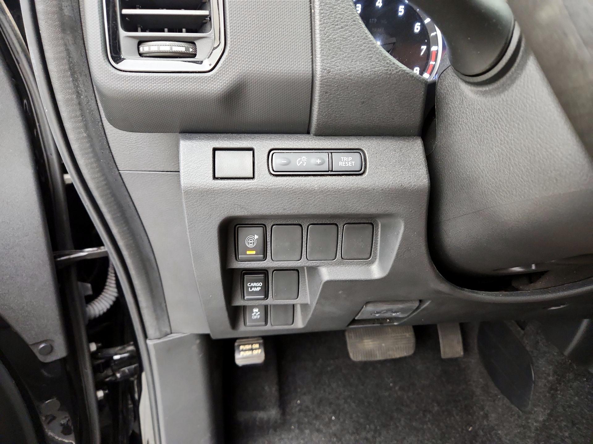 Thumbnail: 2023 Nissan Frontier - 13