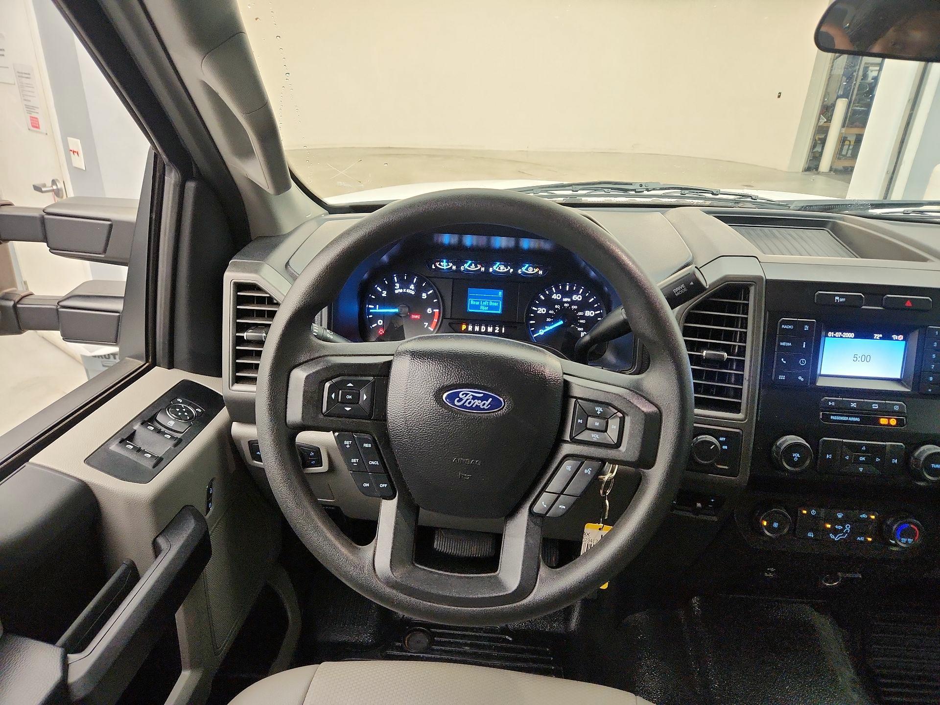Thumbnail: 2021 Ford F-250 - 10
