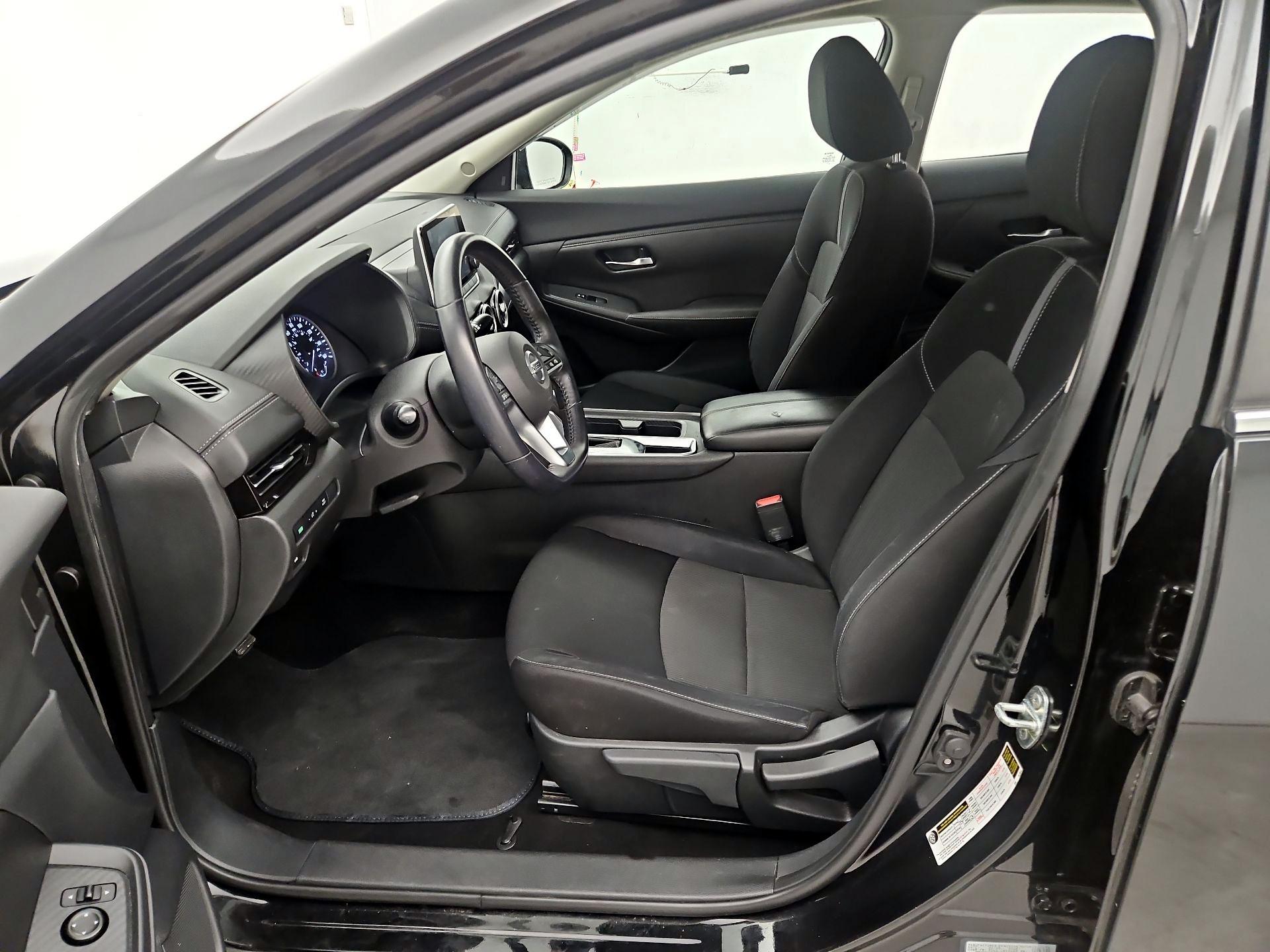 Thumbnail: 2020 Nissan Sentra - 11