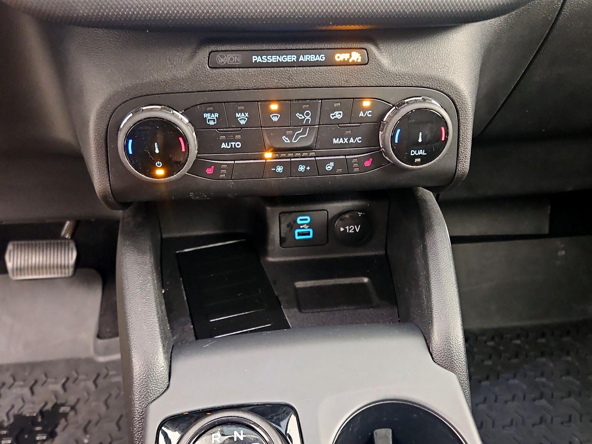 Thumbnail: 2022 Ford Bronco Sport - 16