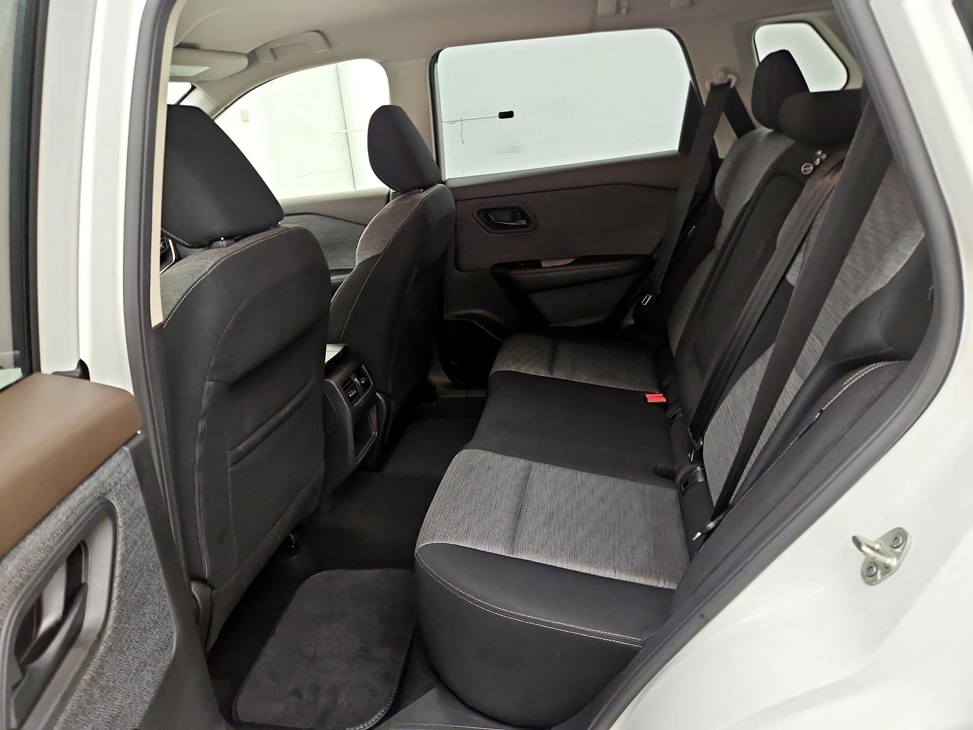 Thumbnail: 2021 Nissan Rogue - 19