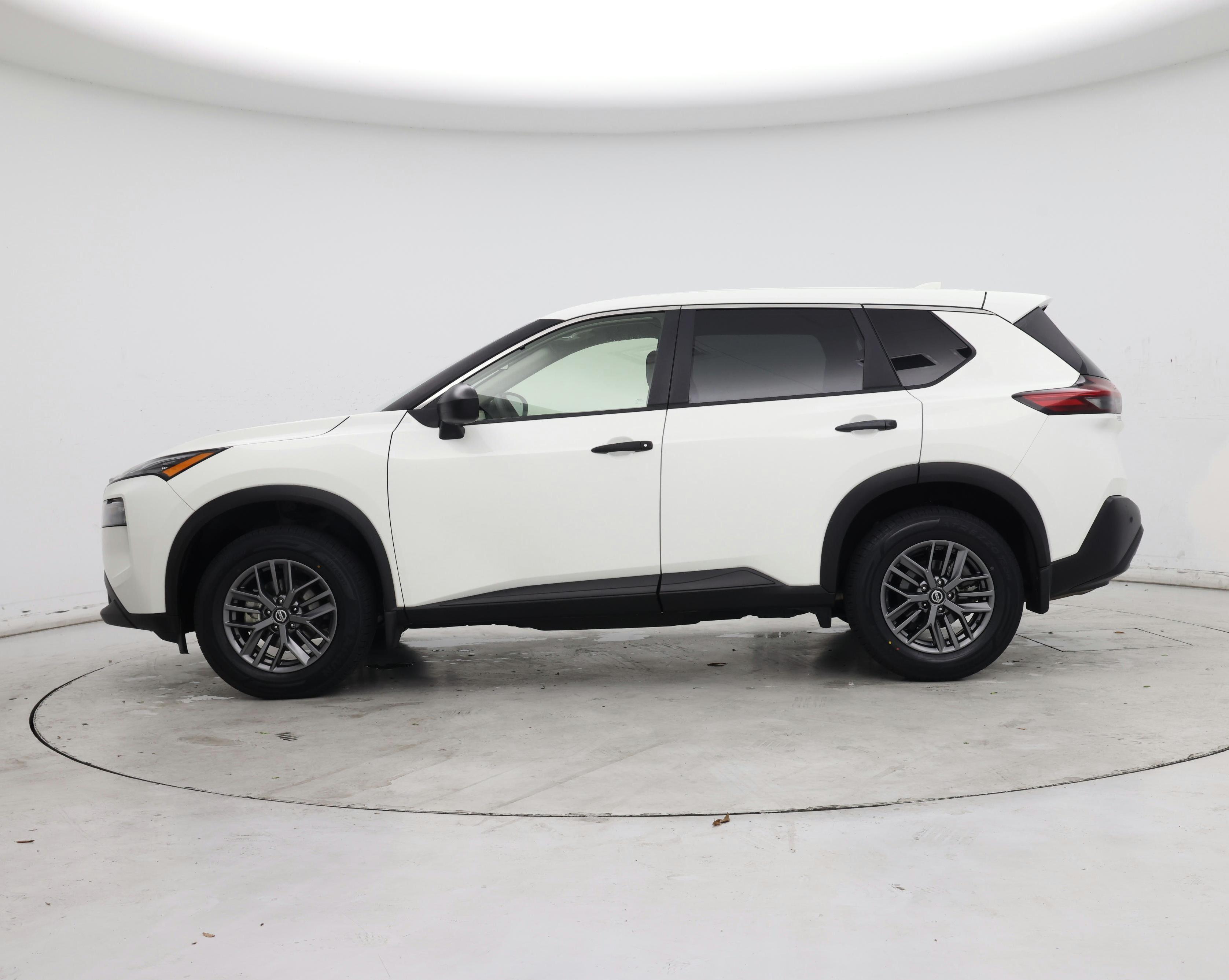 Thumbnail: 2021 Nissan Rogue - 3