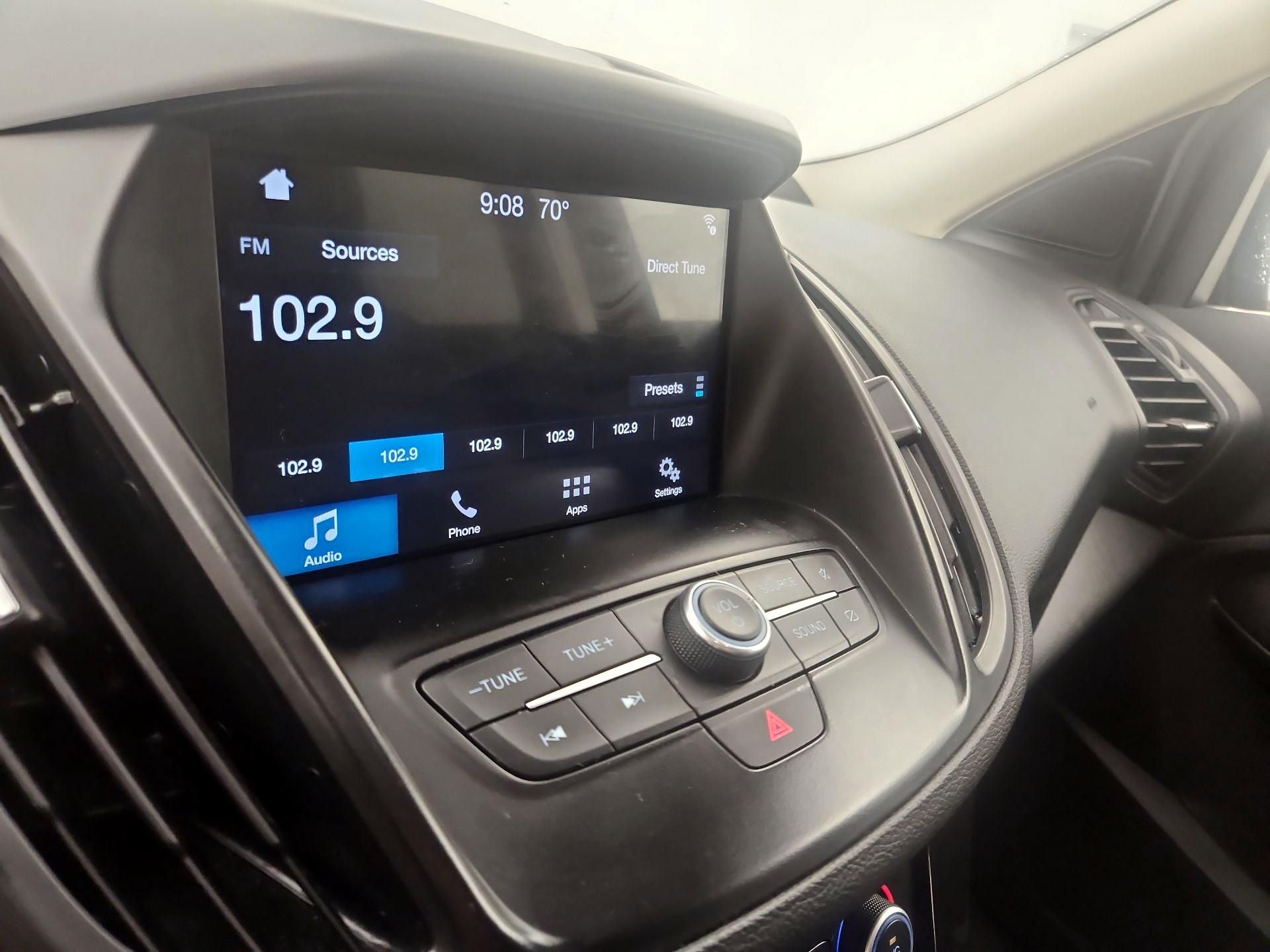 Thumbnail: 2019 Ford Escape - 15