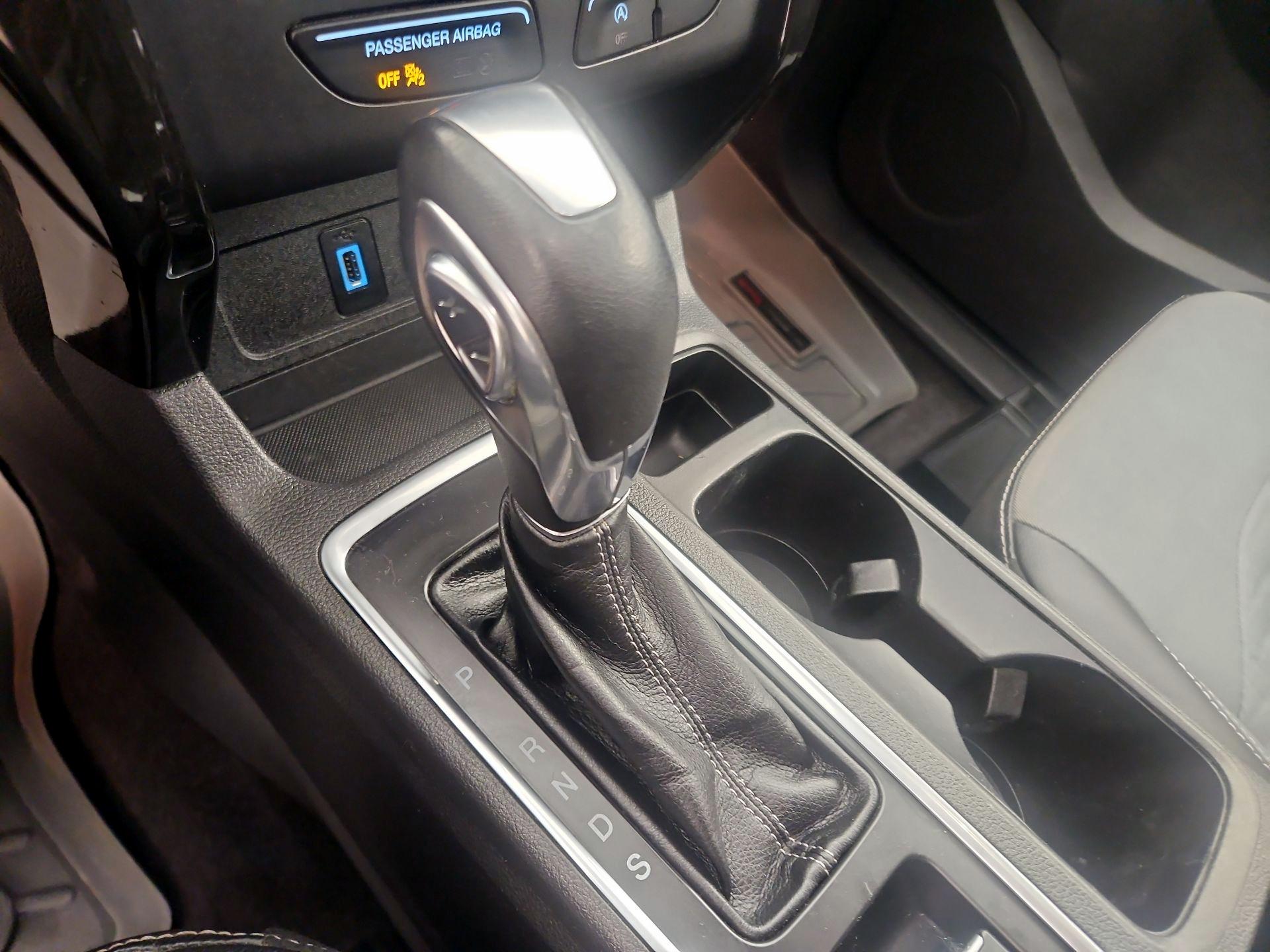 Thumbnail: 2019 Ford Escape - 17