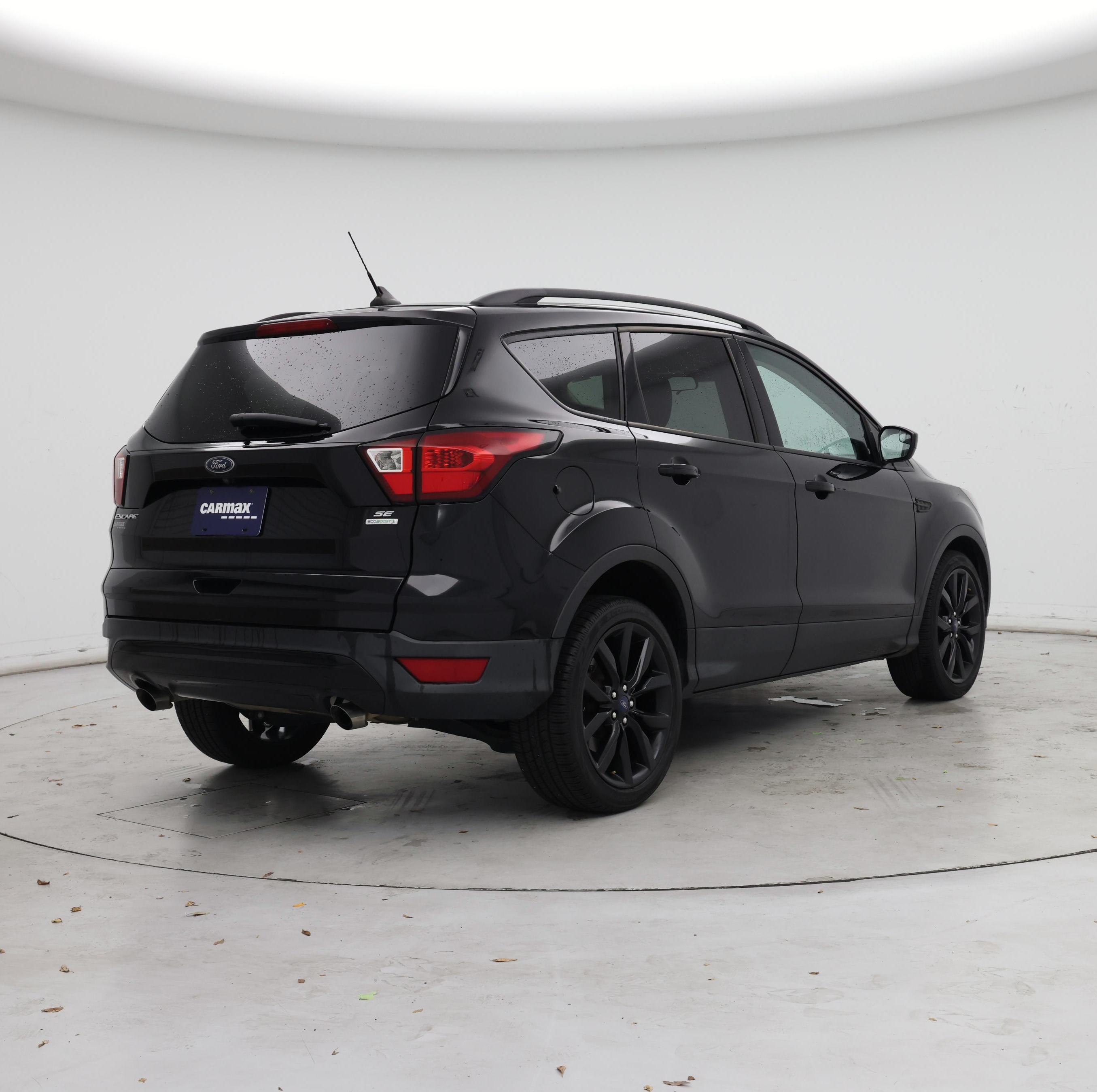 Thumbnail: 2019 Ford Escape - 8