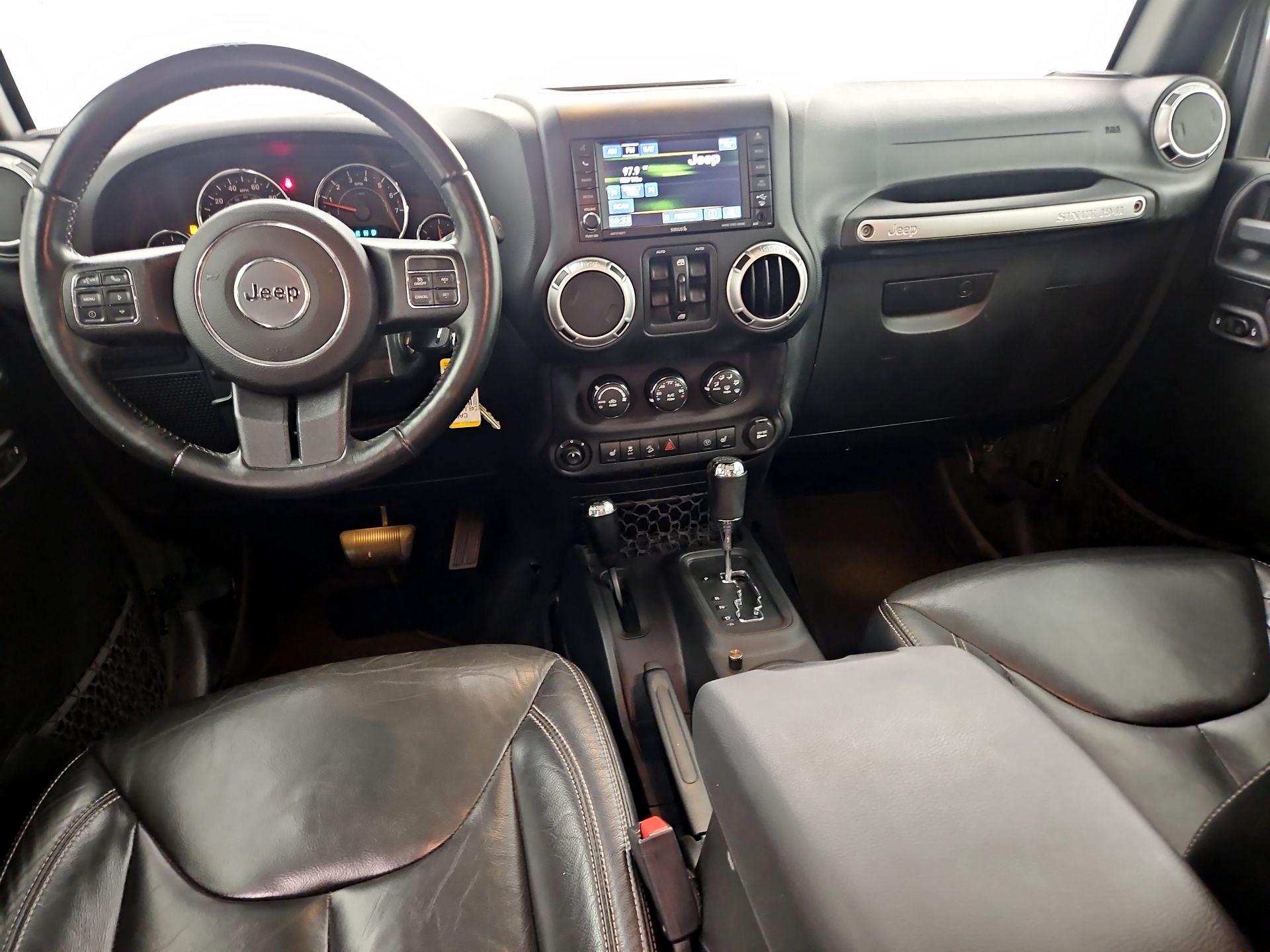 Thumbnail: 2016 Jeep Wrangler - 9