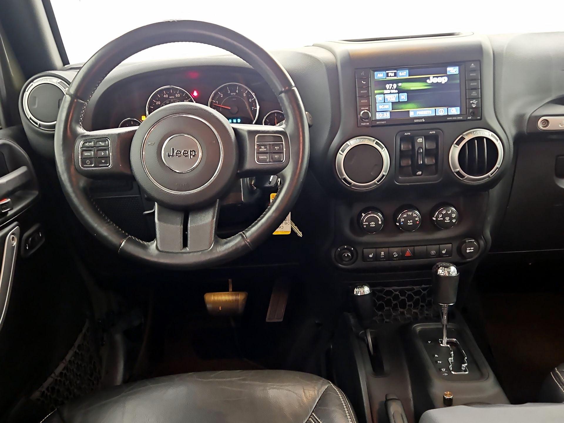 Thumbnail: 2016 Jeep Wrangler - 10