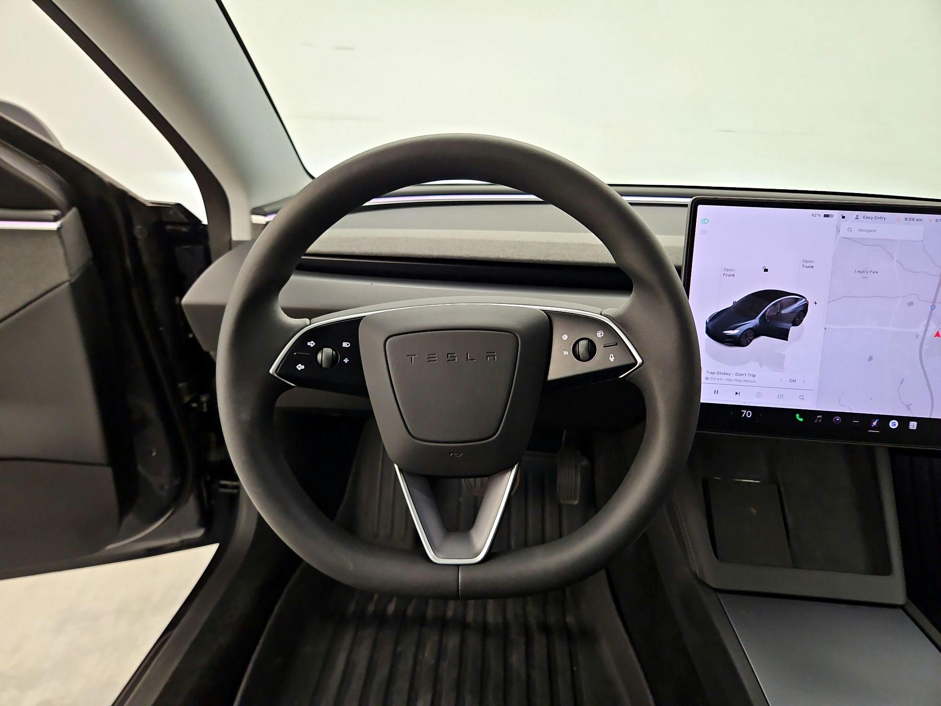 Thumbnail: 2025 Tesla Model 3 - 10