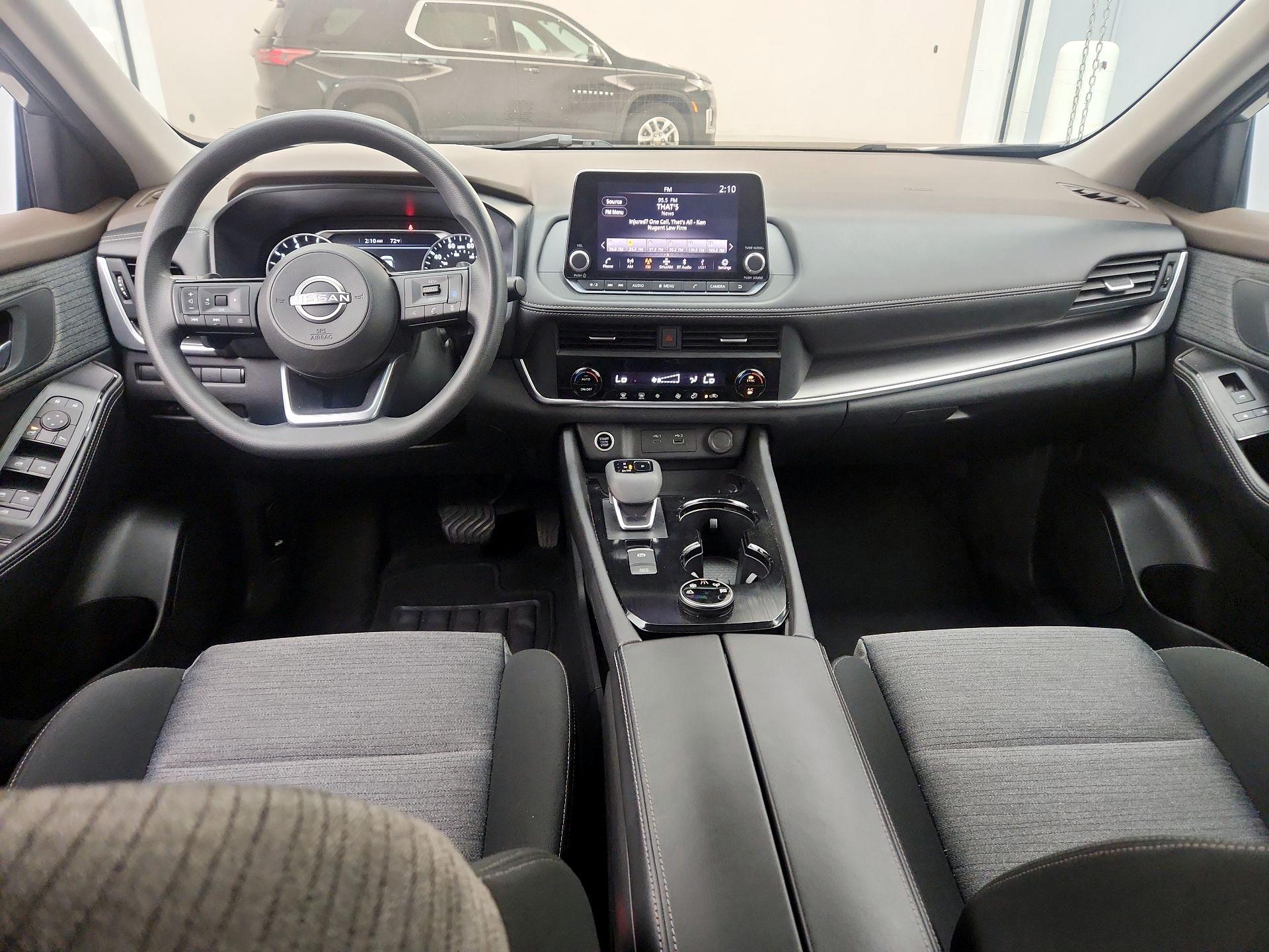 Thumbnail: 2023 Nissan Rogue - 9