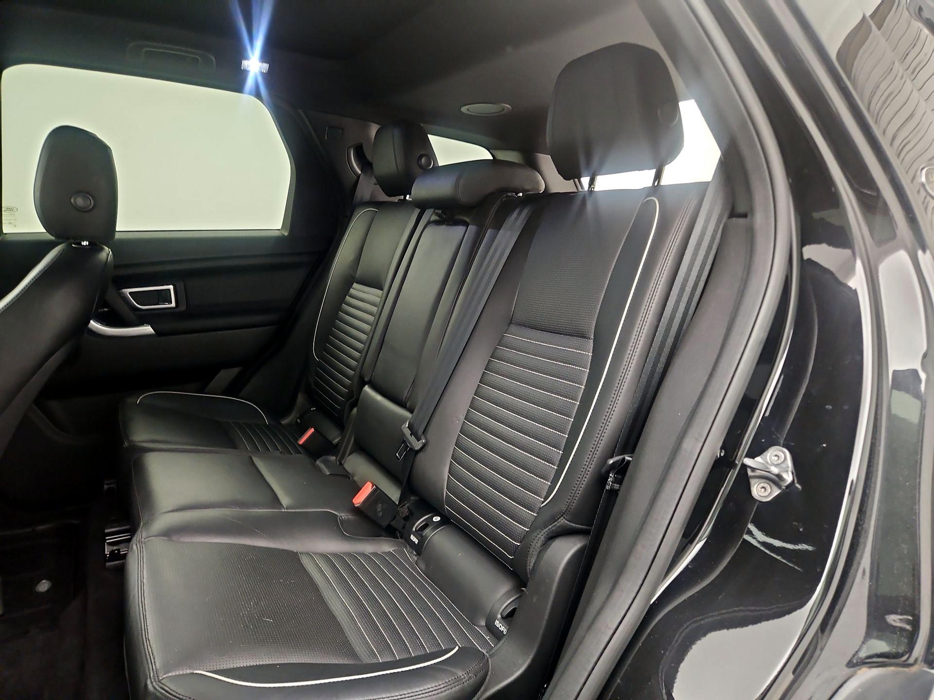 Thumbnail: 2018 Land Rover Discovery Sport - 20