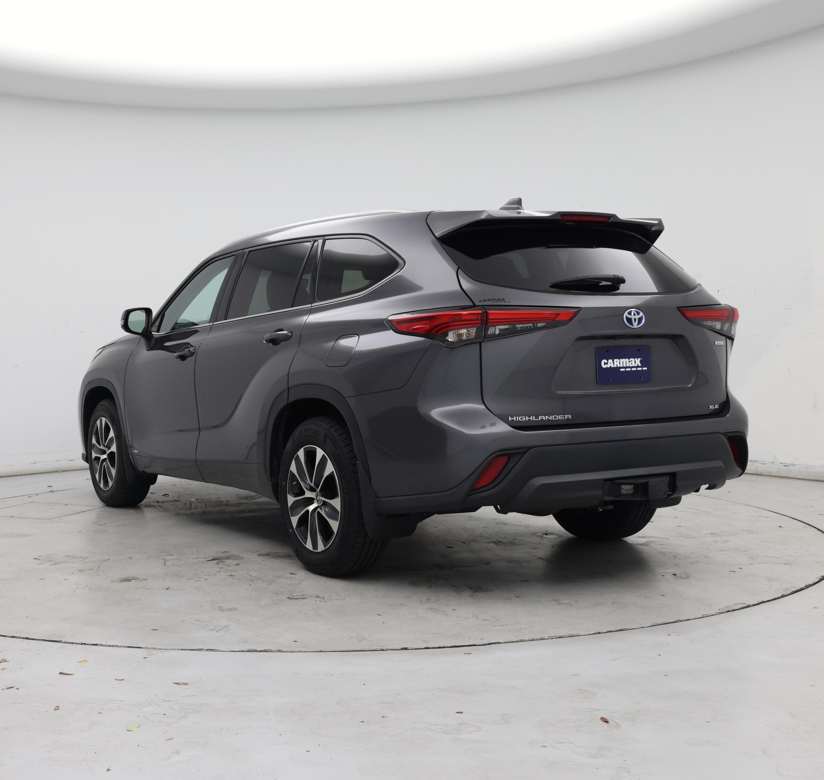 Thumbnail: 2022 Toyota Highlander - 2