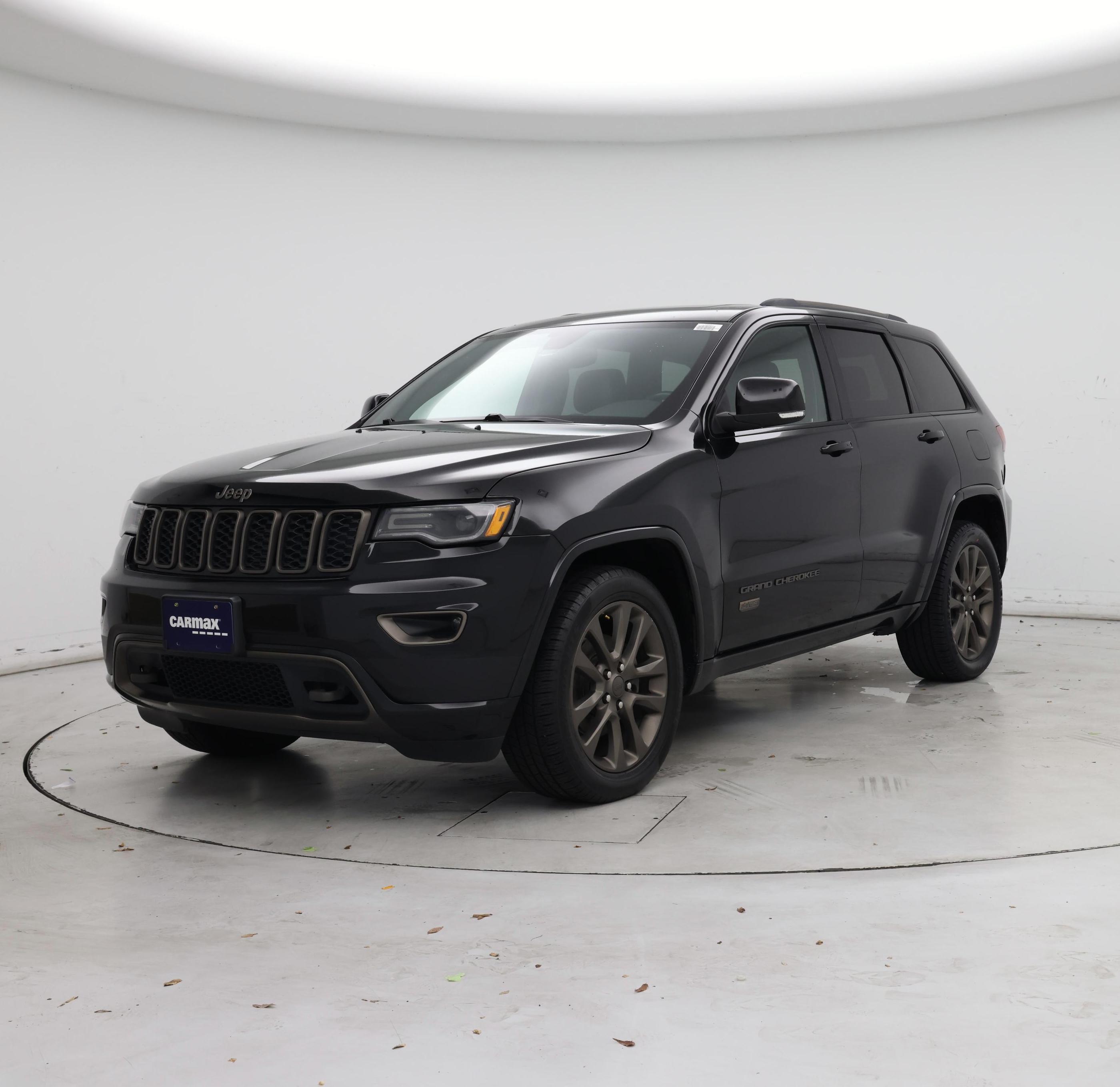 Thumbnail: 2017 Jeep Grand Cherokee - 4