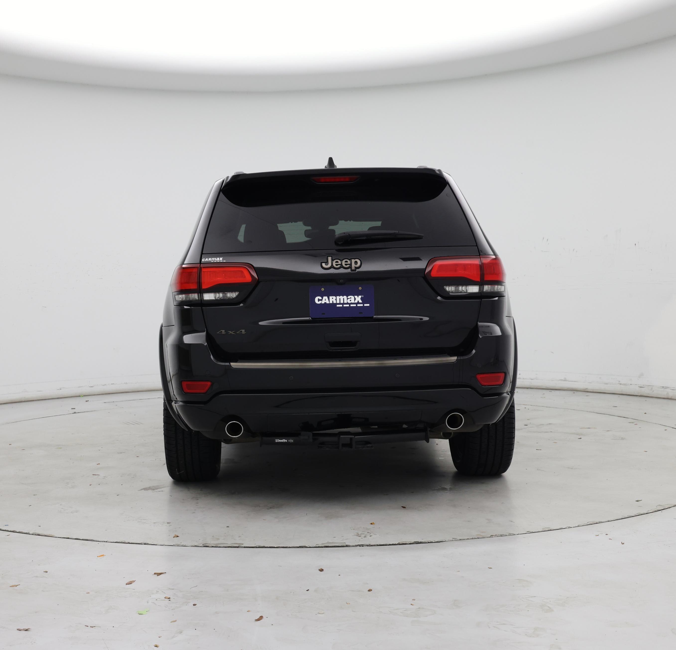 Thumbnail: 2017 Jeep Grand Cherokee - 6