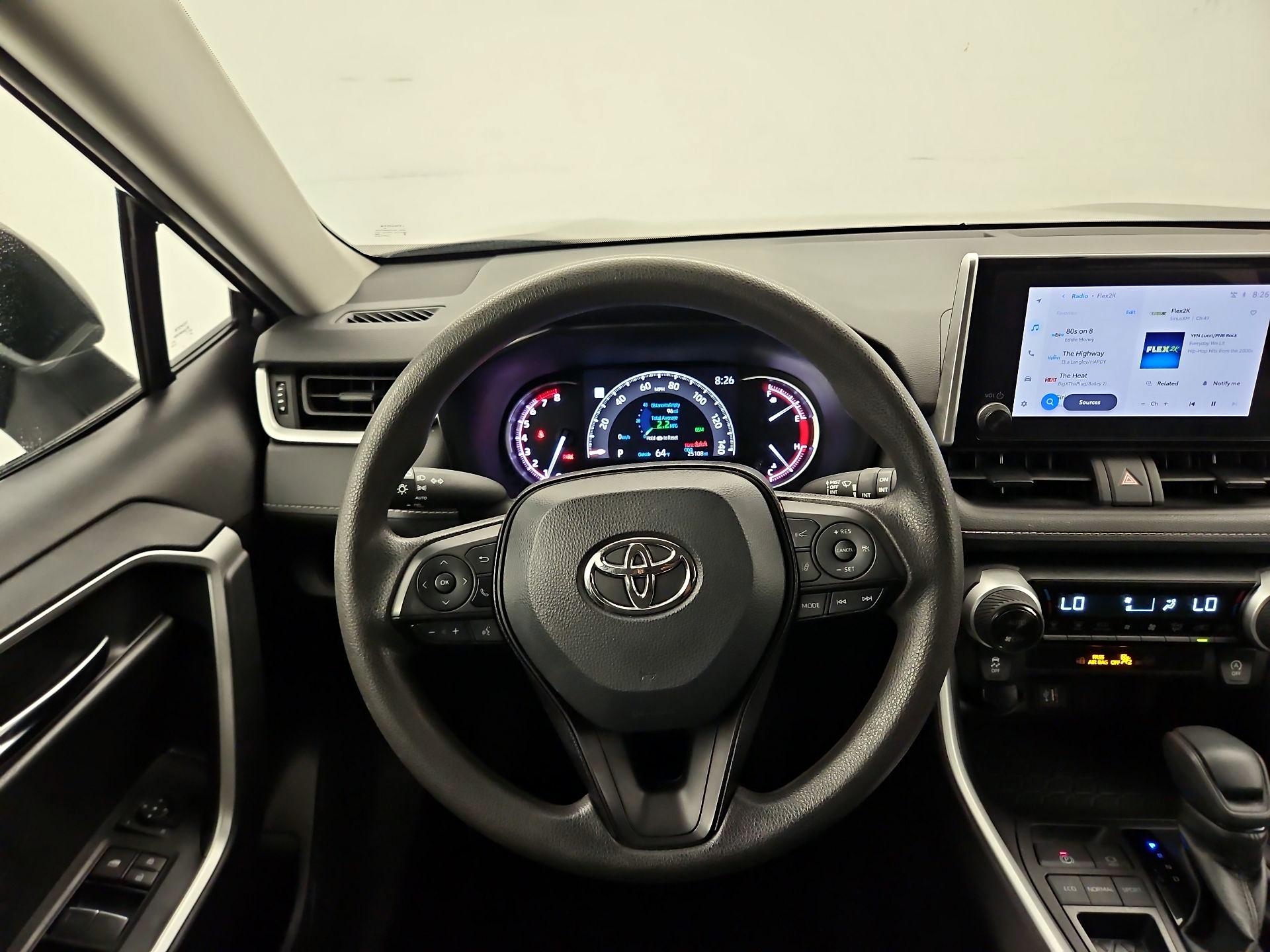 Thumbnail: 2024 Toyota RAV4 - 10