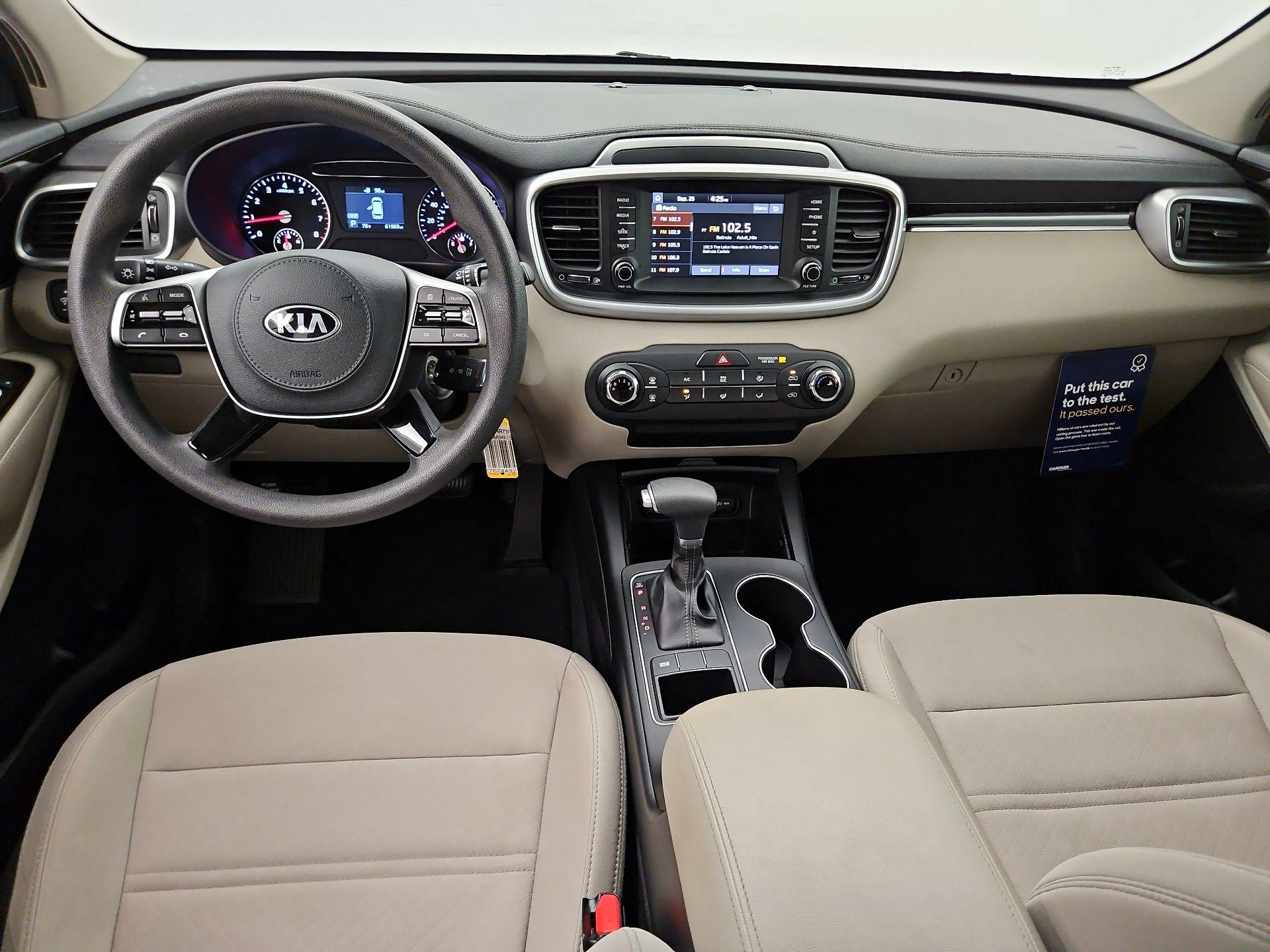 Thumbnail: 2019 Kia Sorento - 9