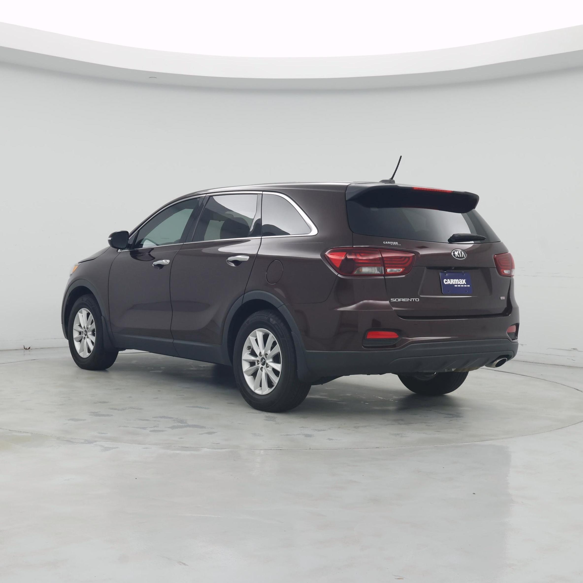 Thumbnail: 2019 Kia Sorento - 2