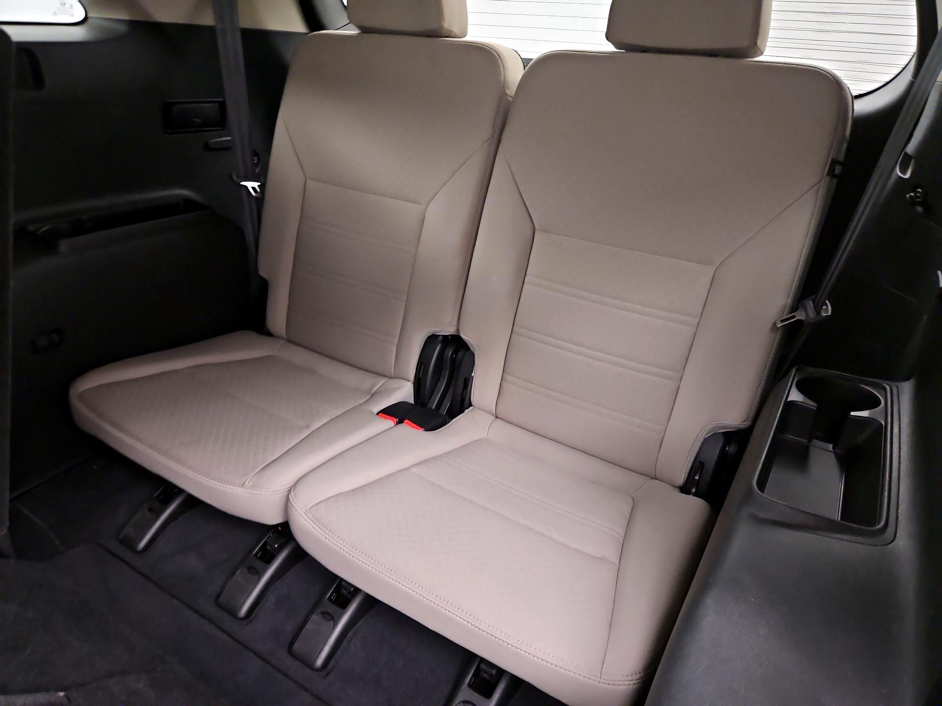 Thumbnail: 2019 Kia Sorento - 20
