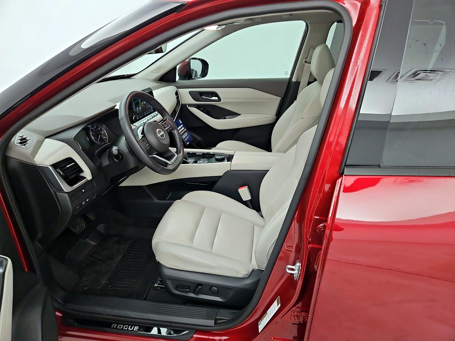 Thumbnail: 2023 Nissan Rogue - 11