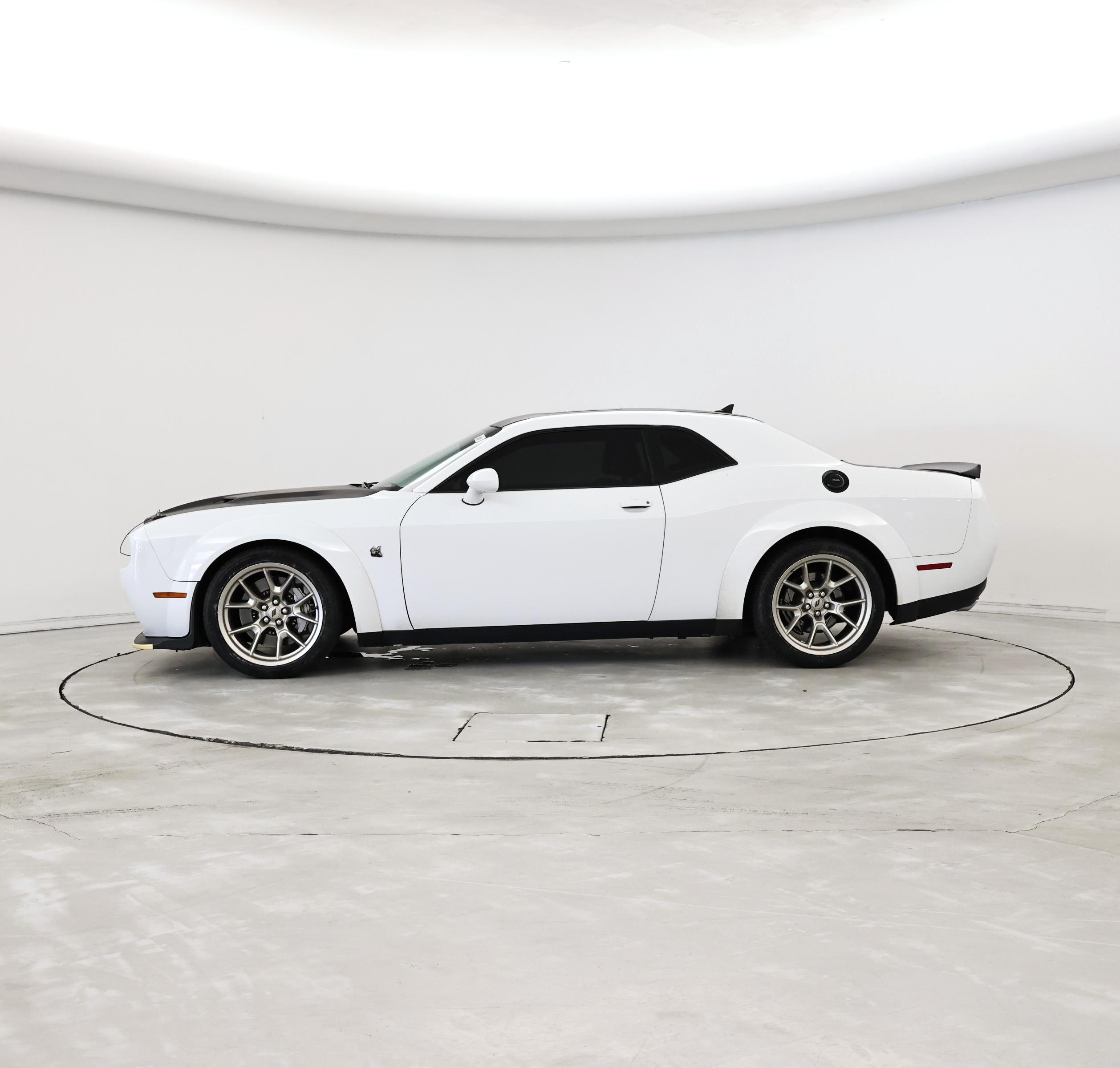 Thumbnail: 2020 Dodge Challenger - 3