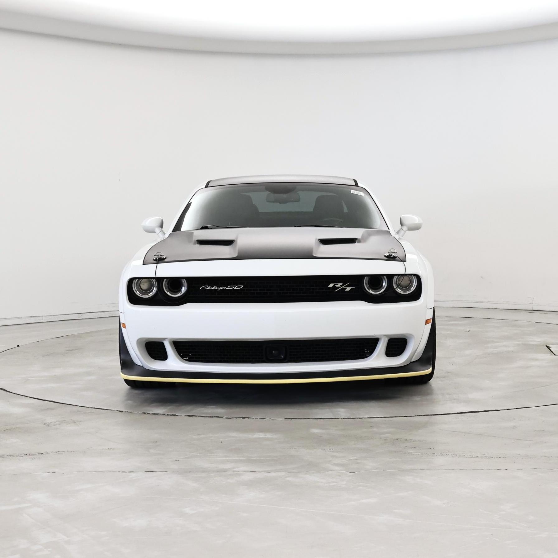 Thumbnail: 2020 Dodge Challenger - 5