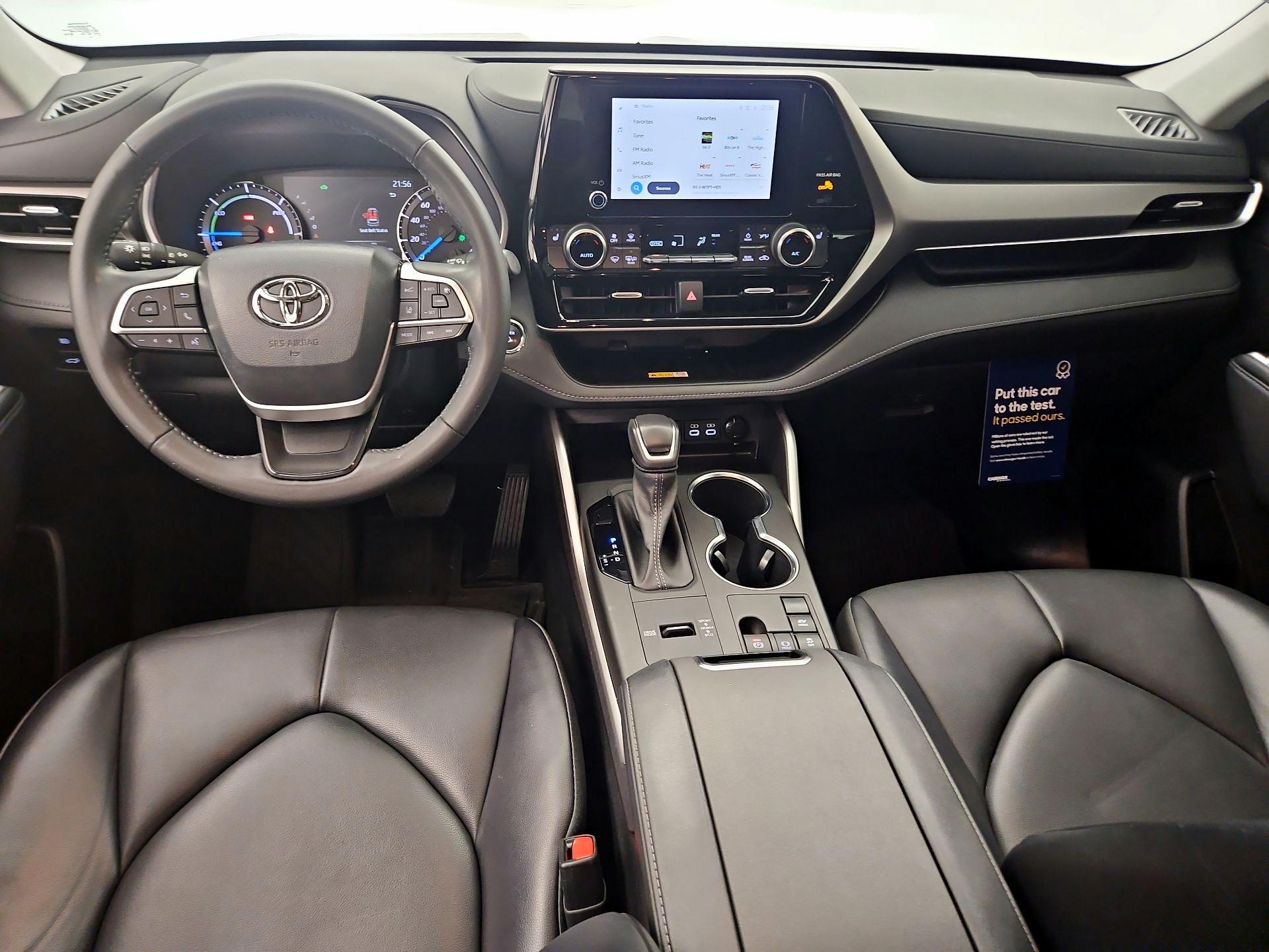 Thumbnail: 2023 Toyota Highlander - 9