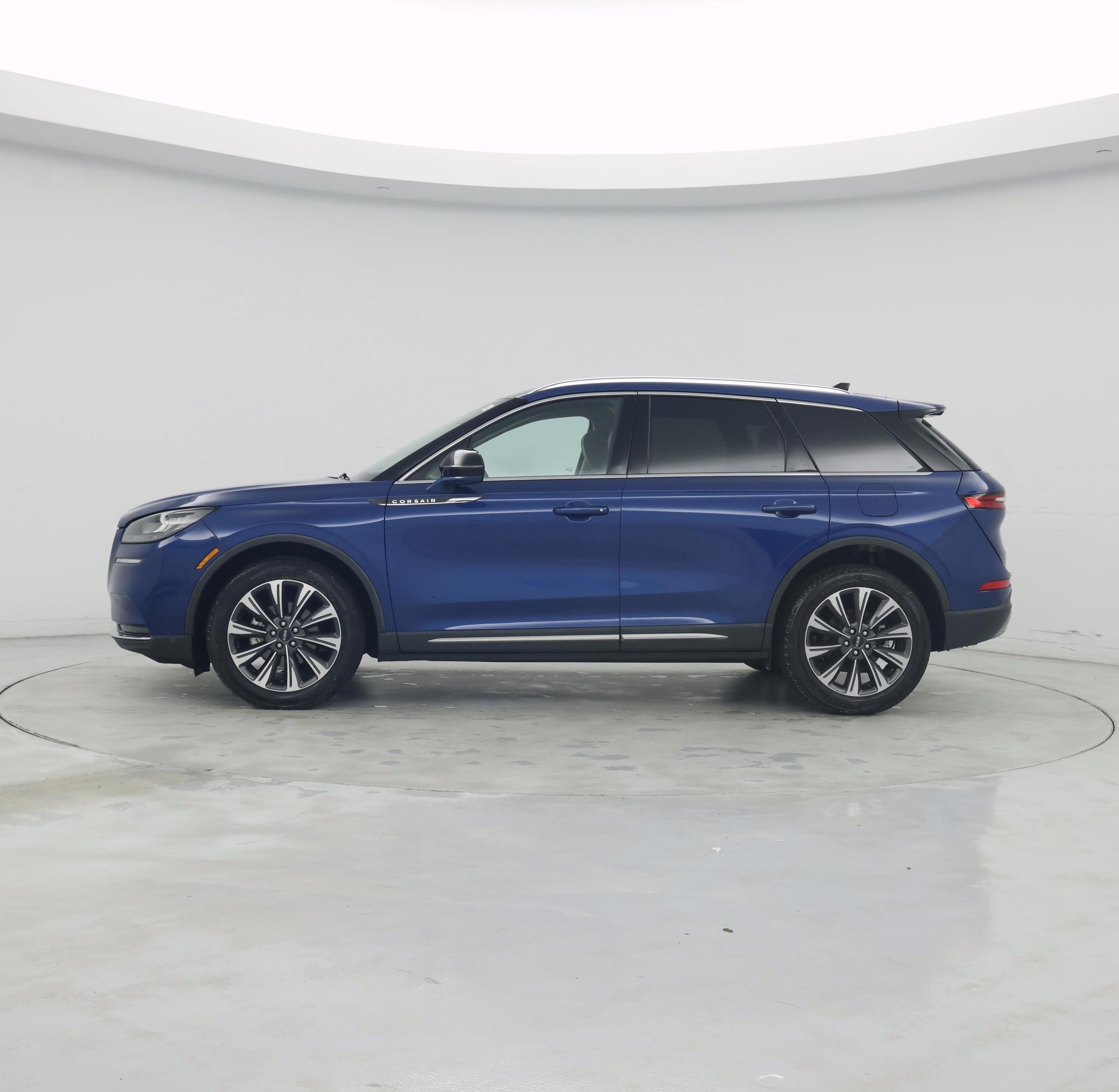 Thumbnail: 2020 Lincoln Corsair - 3