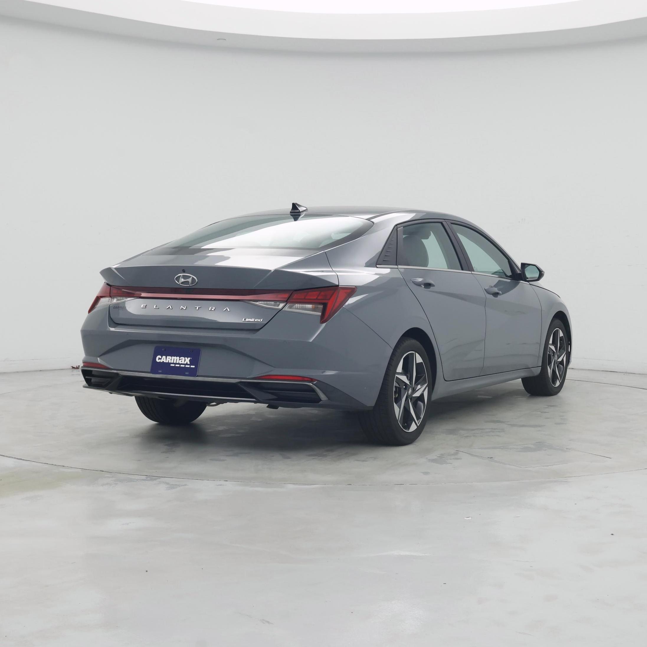 Thumbnail: 2021 Hyundai Elantra - 8