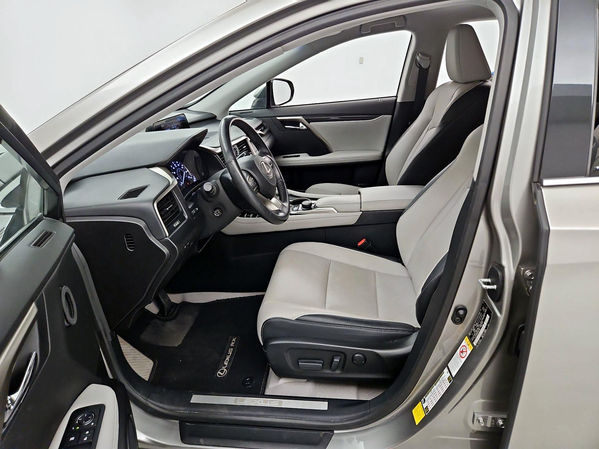 Thumbnail: 2017 Lexus RX - 11