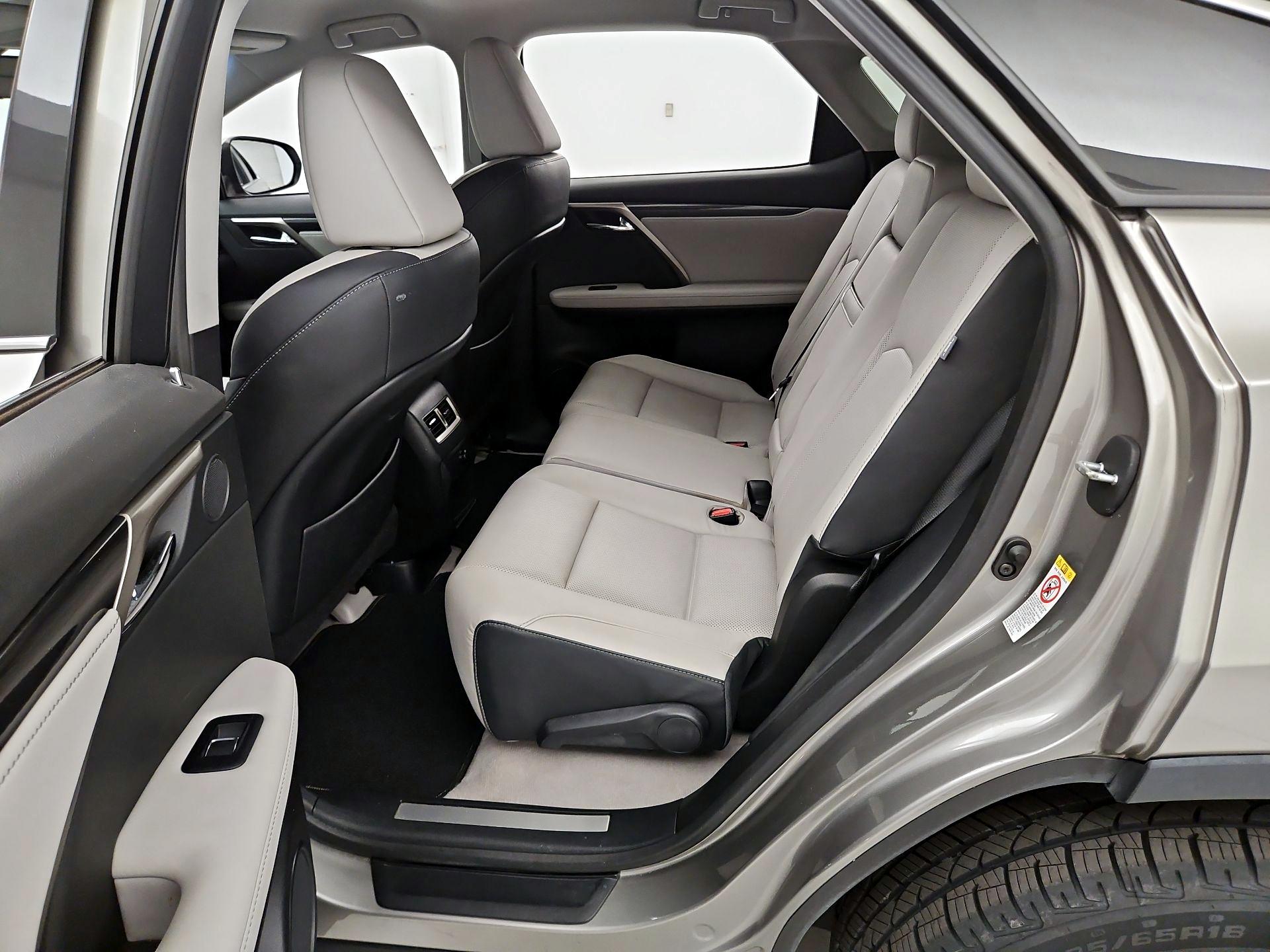 Thumbnail: 2017 Lexus RX - 18
