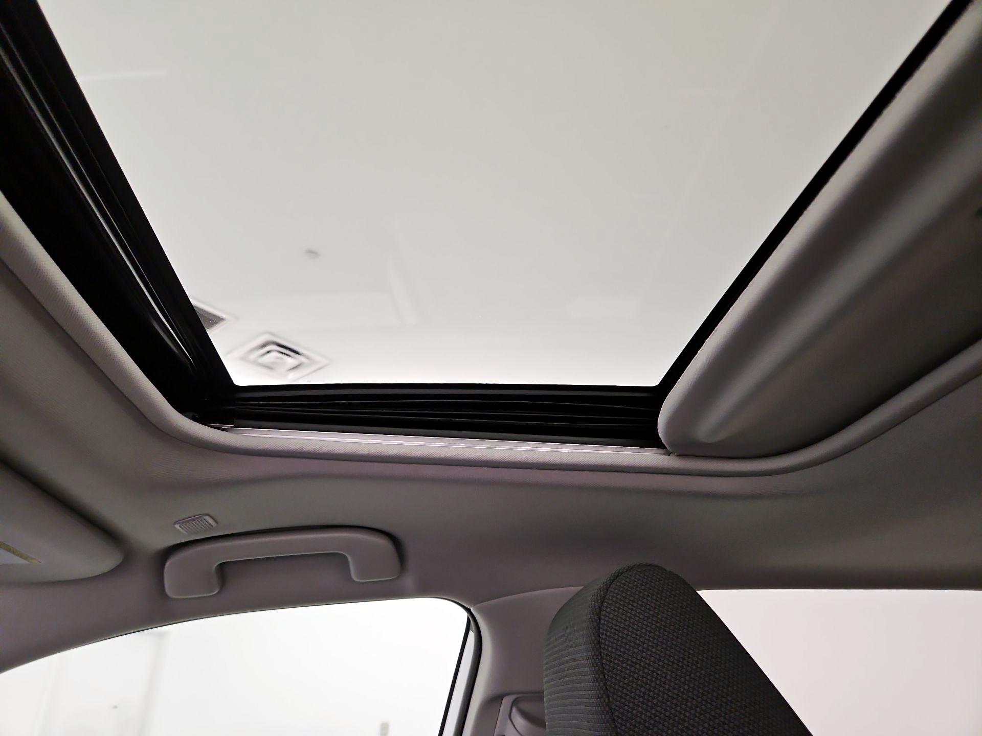Thumbnail: 2023 Toyota RAV4 - 19