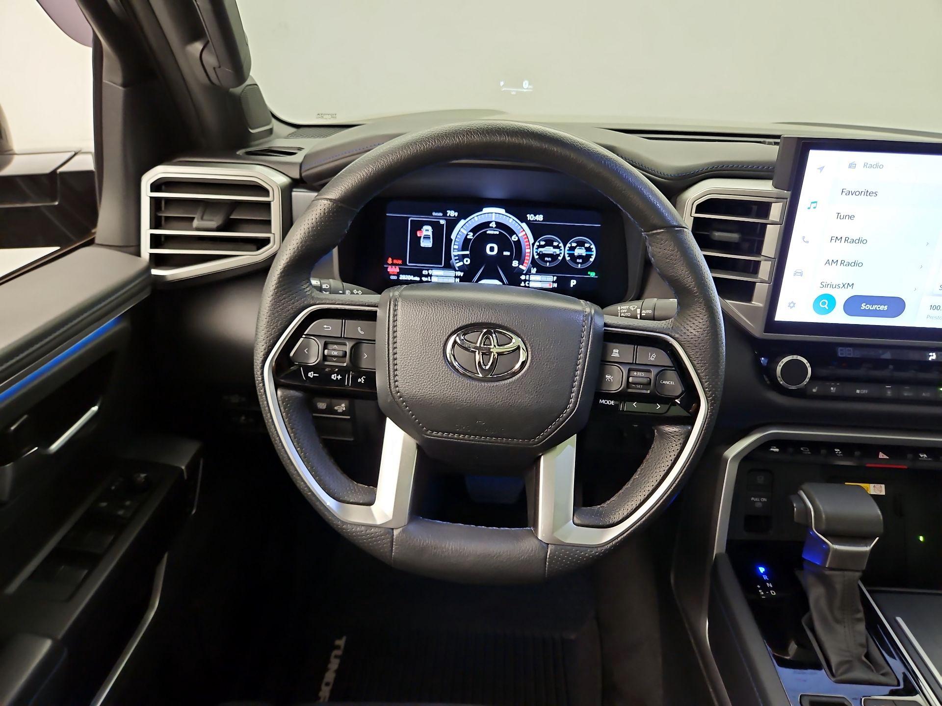 Thumbnail: 2022 Toyota Tundra - 10