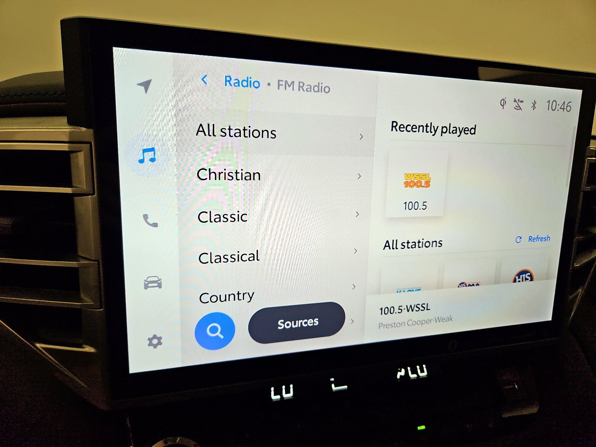 Thumbnail: 2022 Toyota Tundra - 15