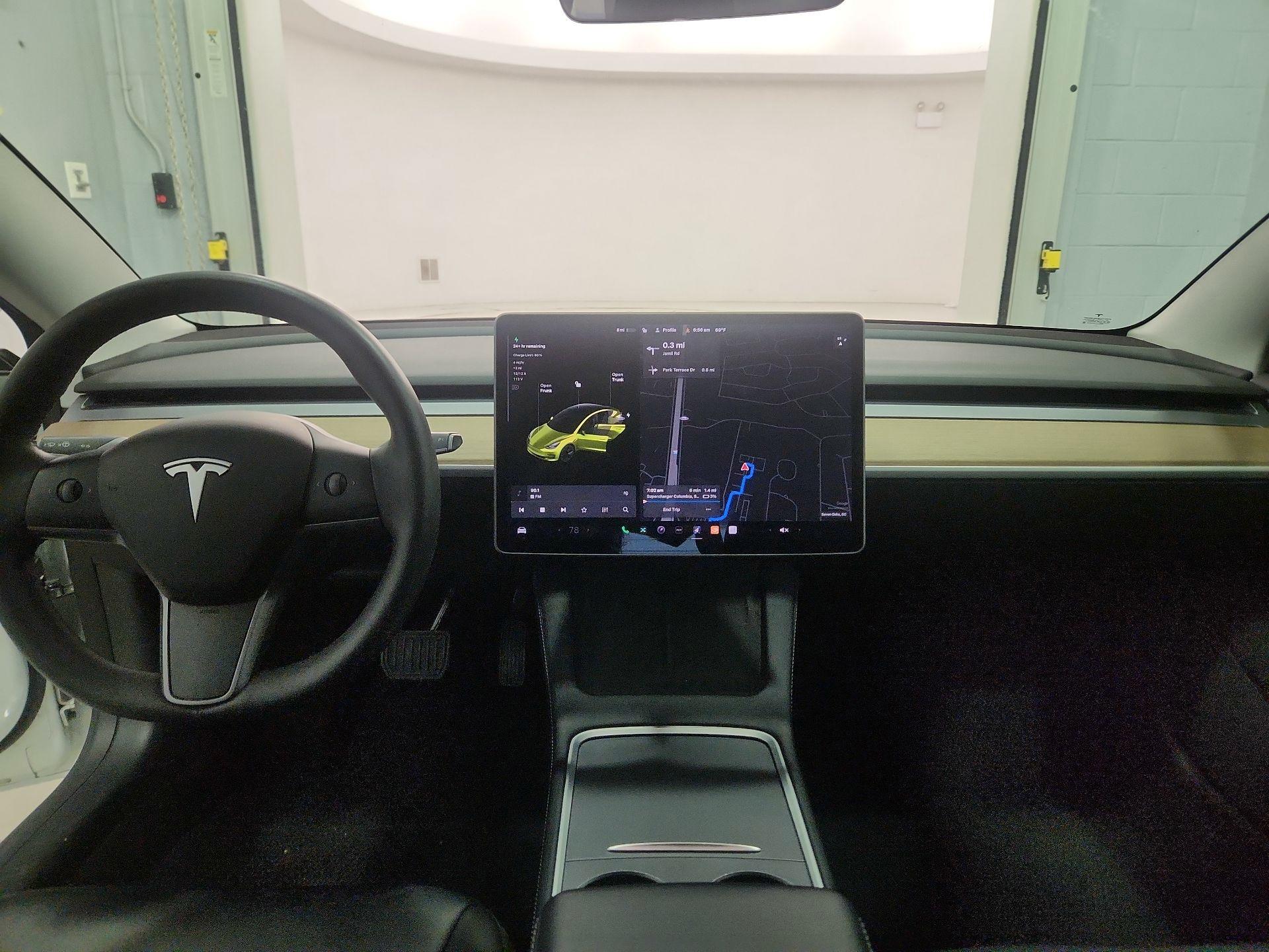 Thumbnail: 2021 Tesla Model 3 - 9