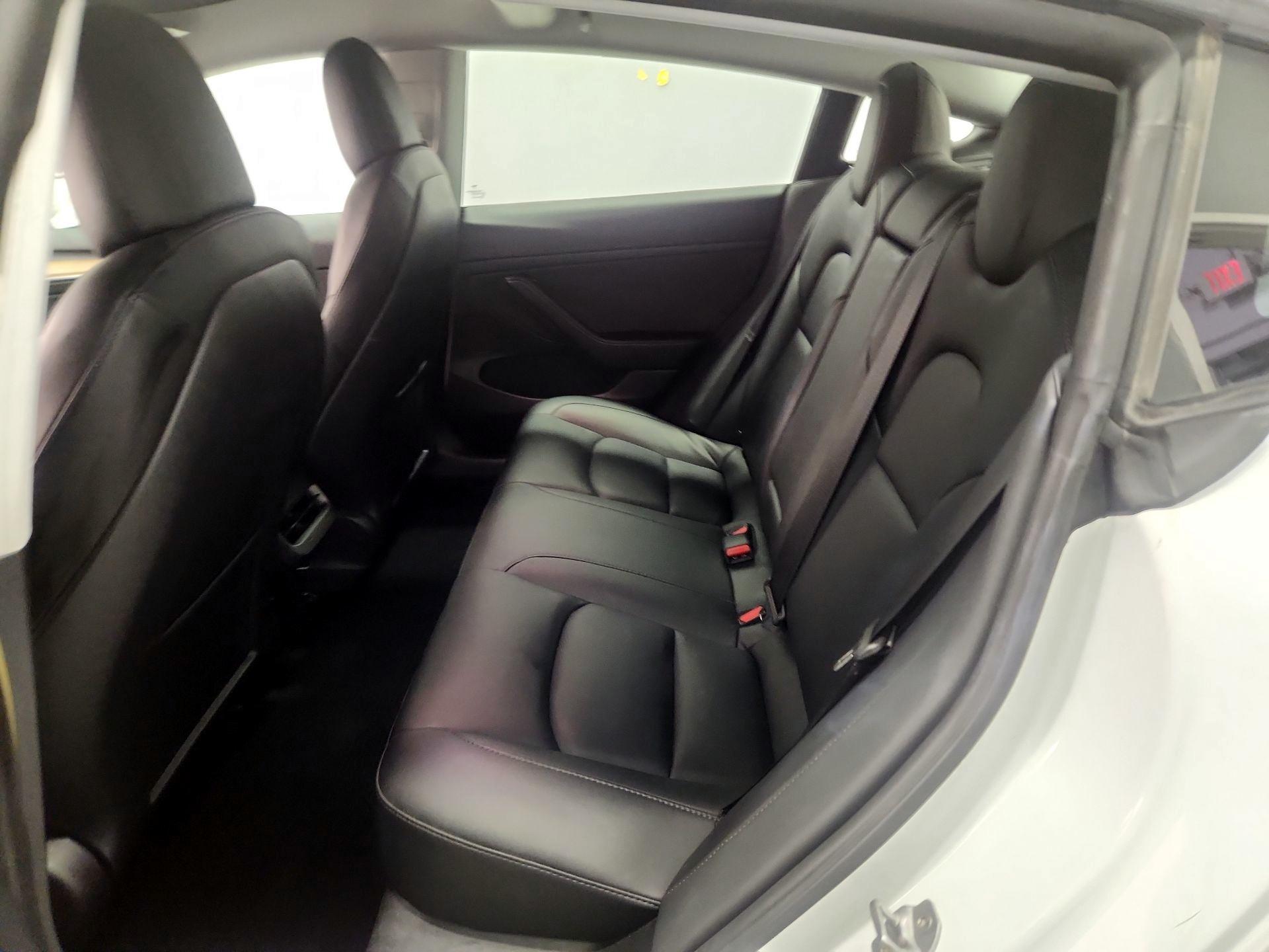 Thumbnail: 2021 Tesla Model 3 - 20