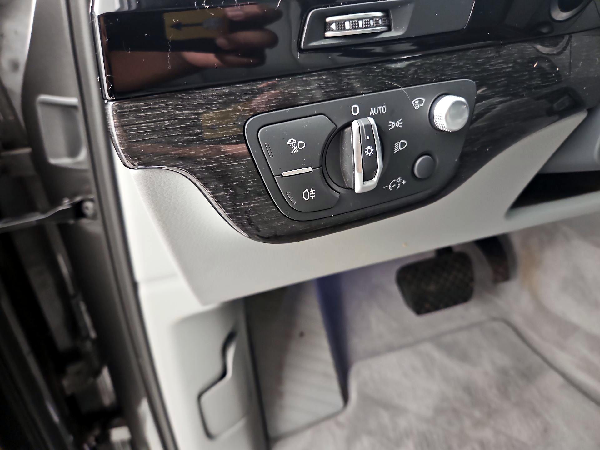 Thumbnail: 2018 Audi Q7 - 13