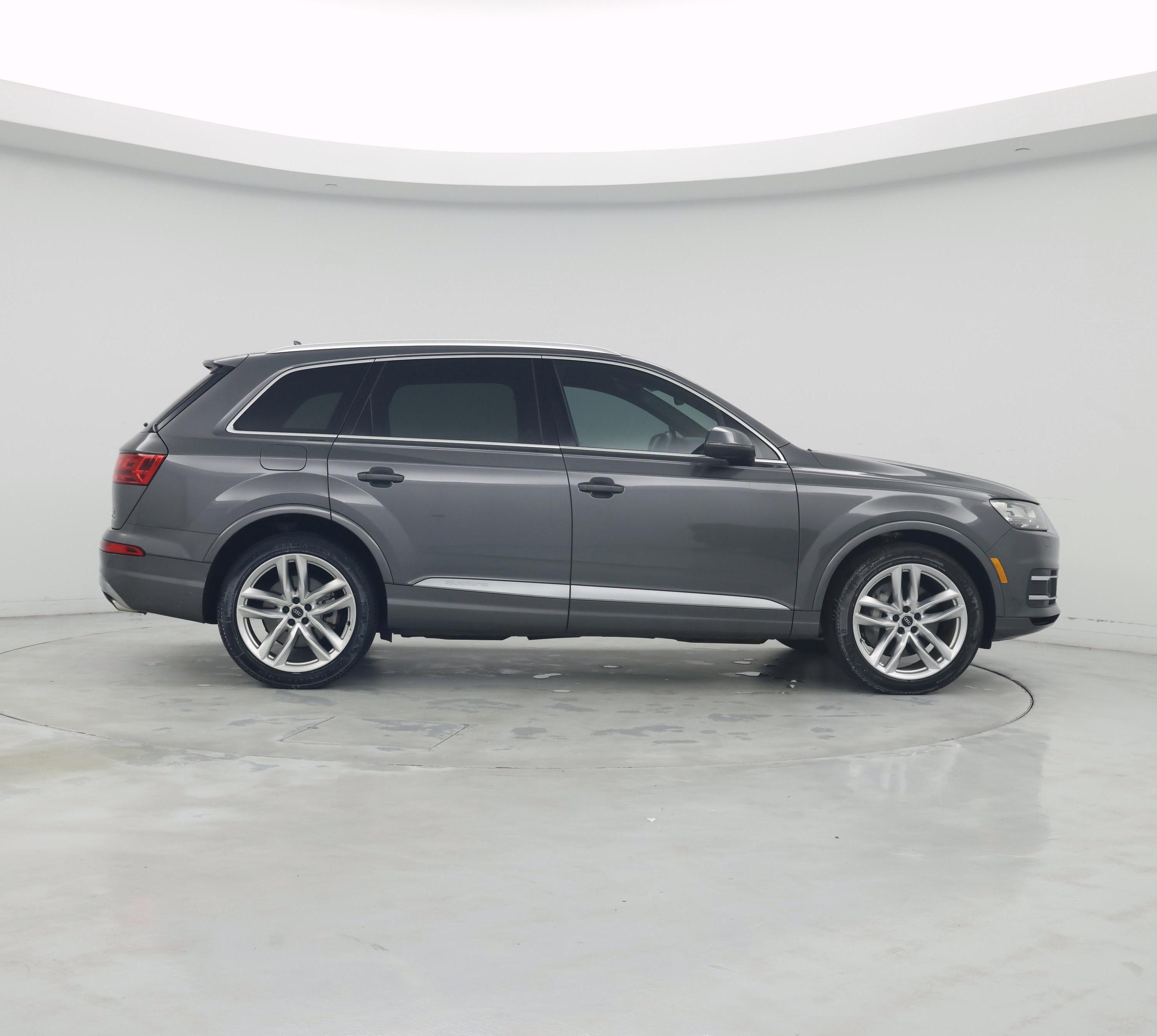 Thumbnail: 2018 Audi Q7 - 7